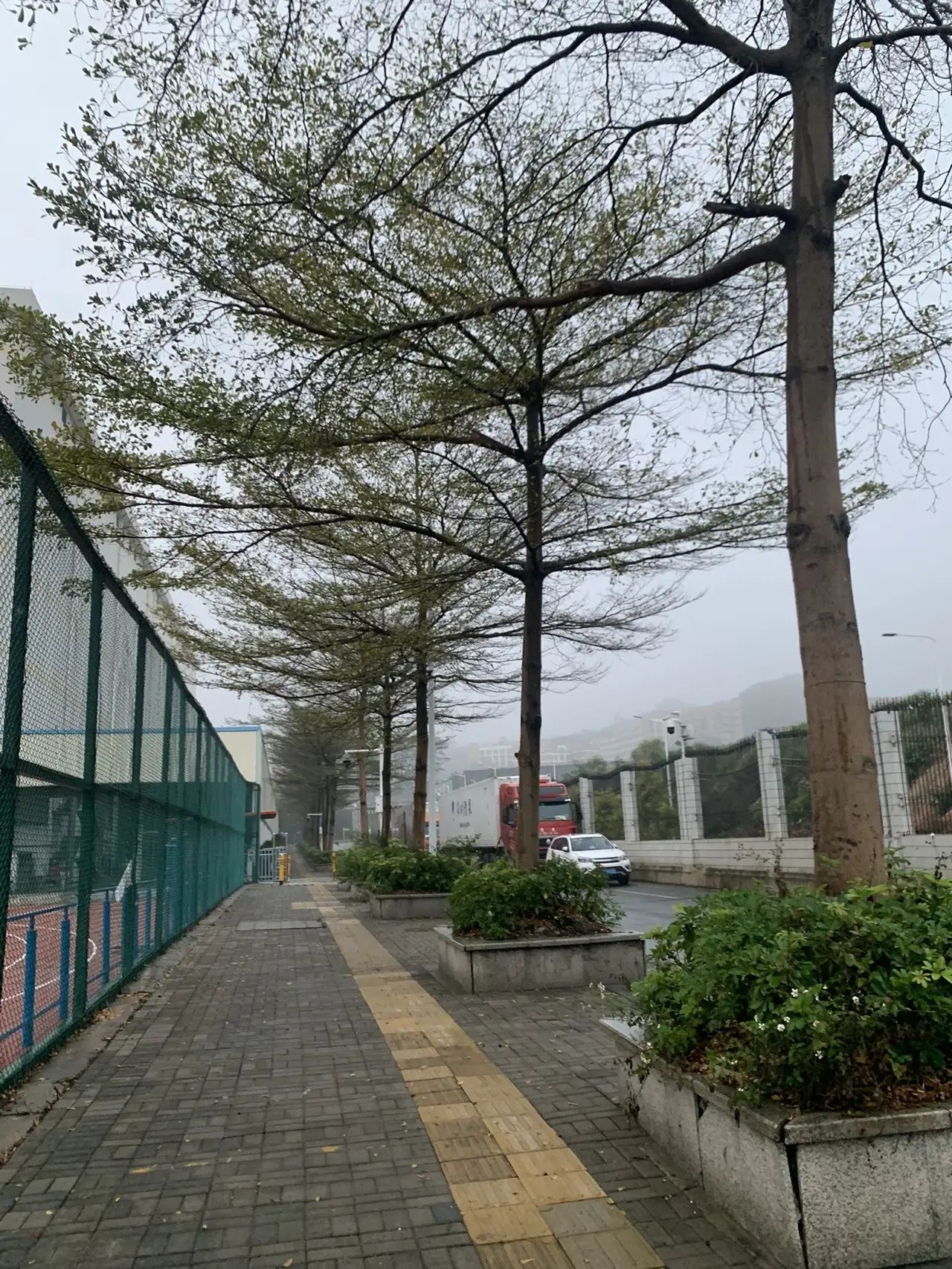 勾漏洞天