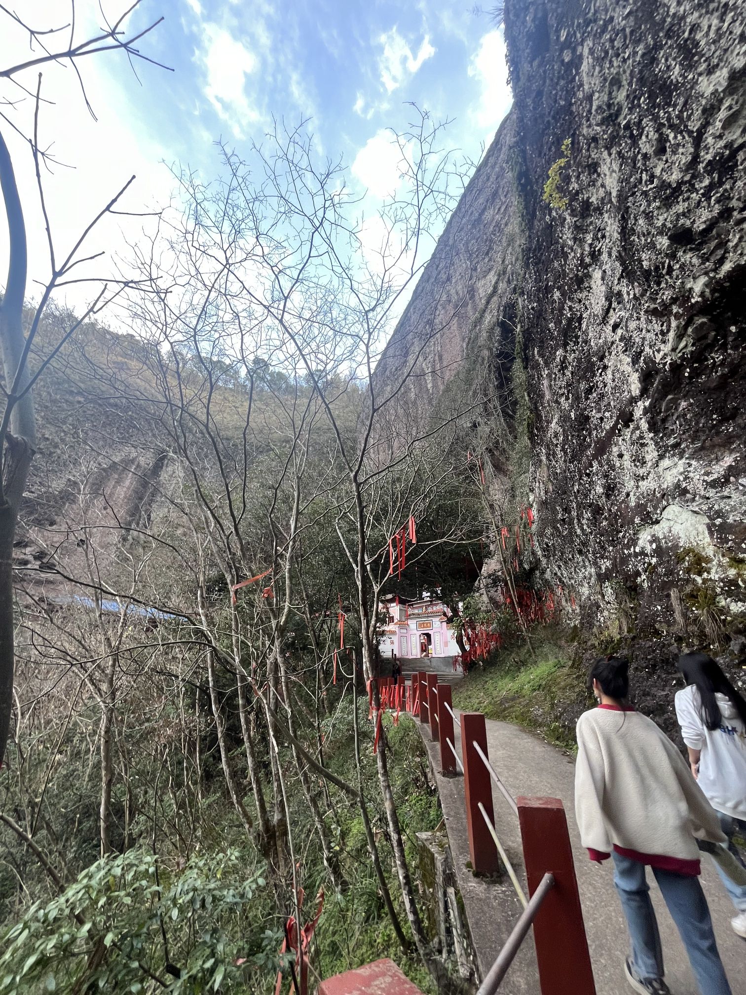 龙凤岩