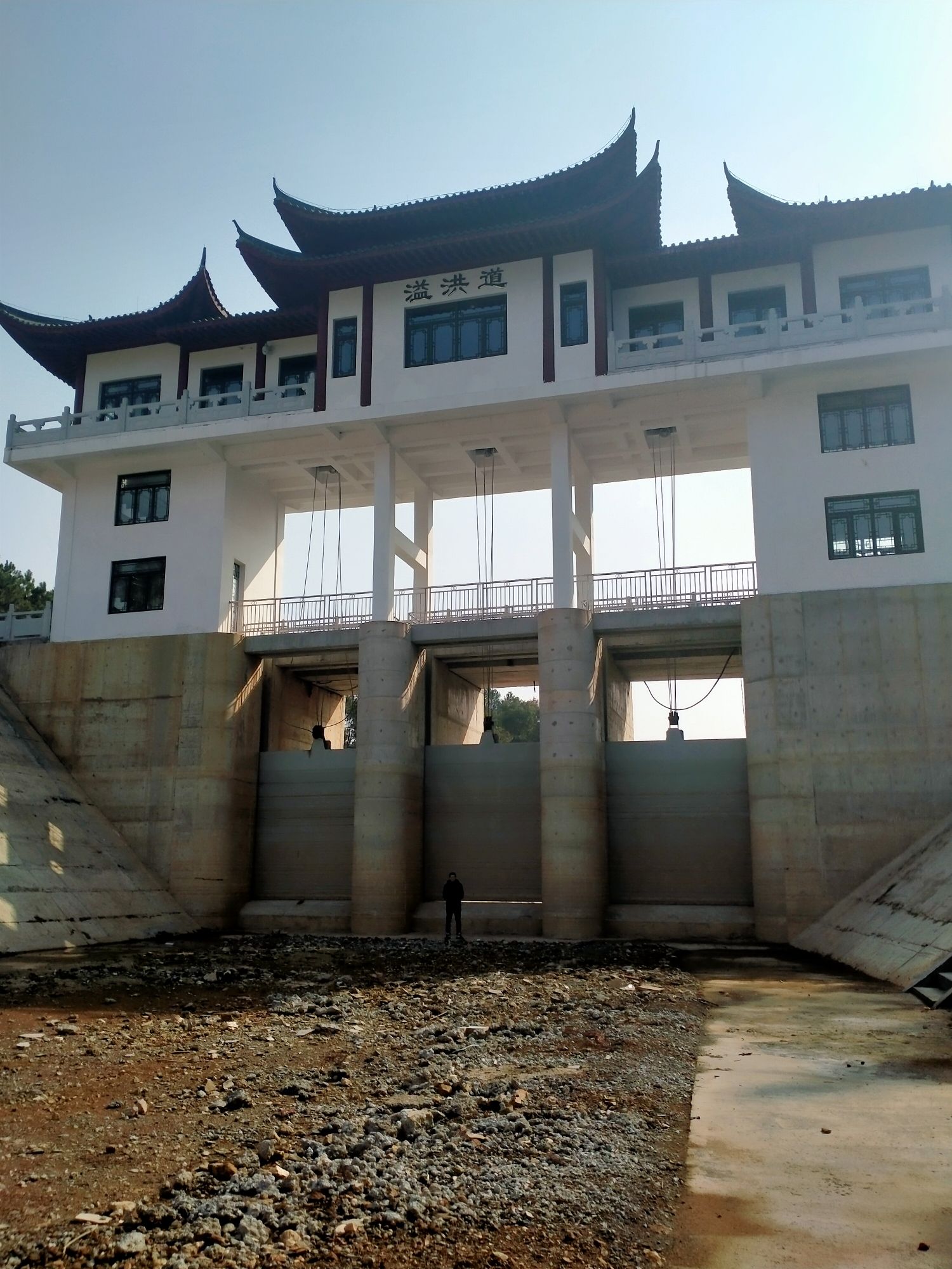 上游湖风景区旅行图片