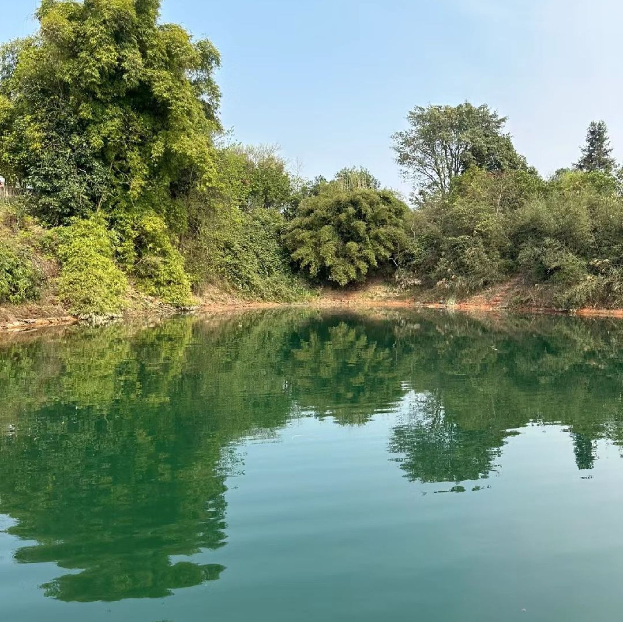 凤凰湖风景区