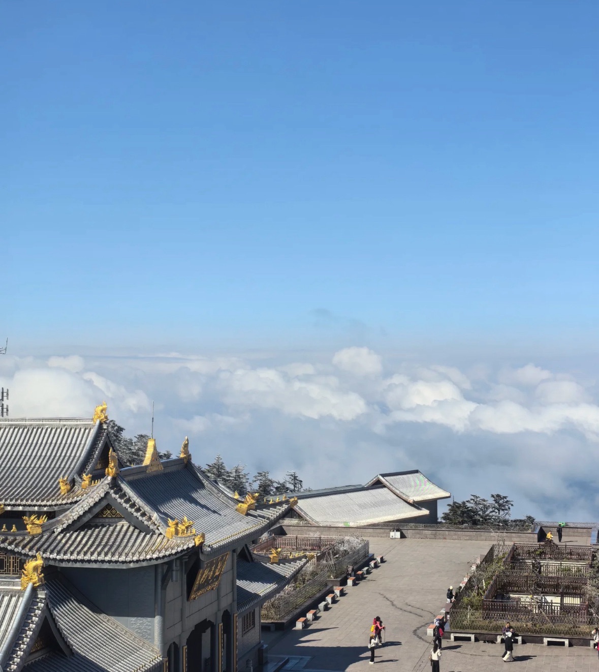 峨眉山