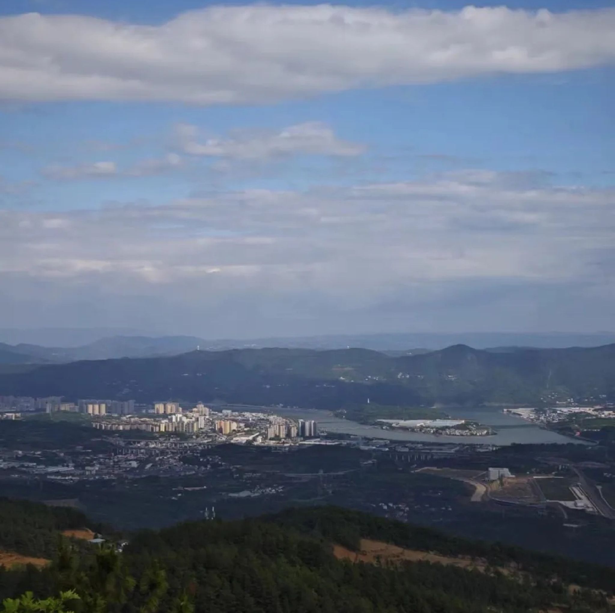 广元市天曌山景区