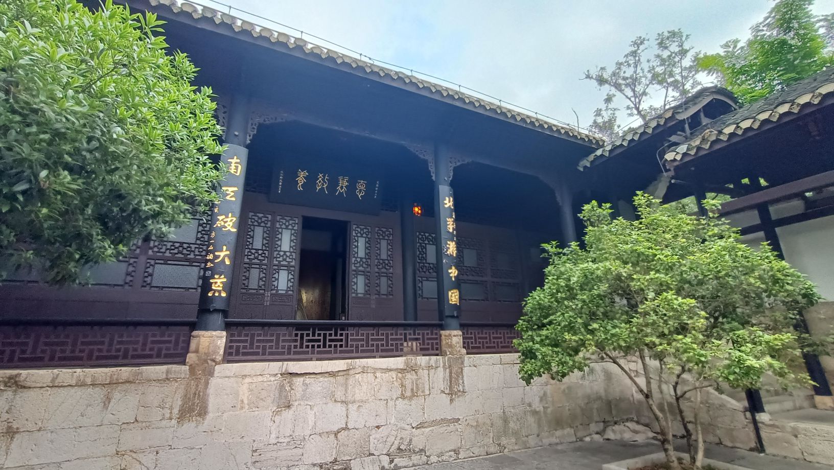 阳明祠