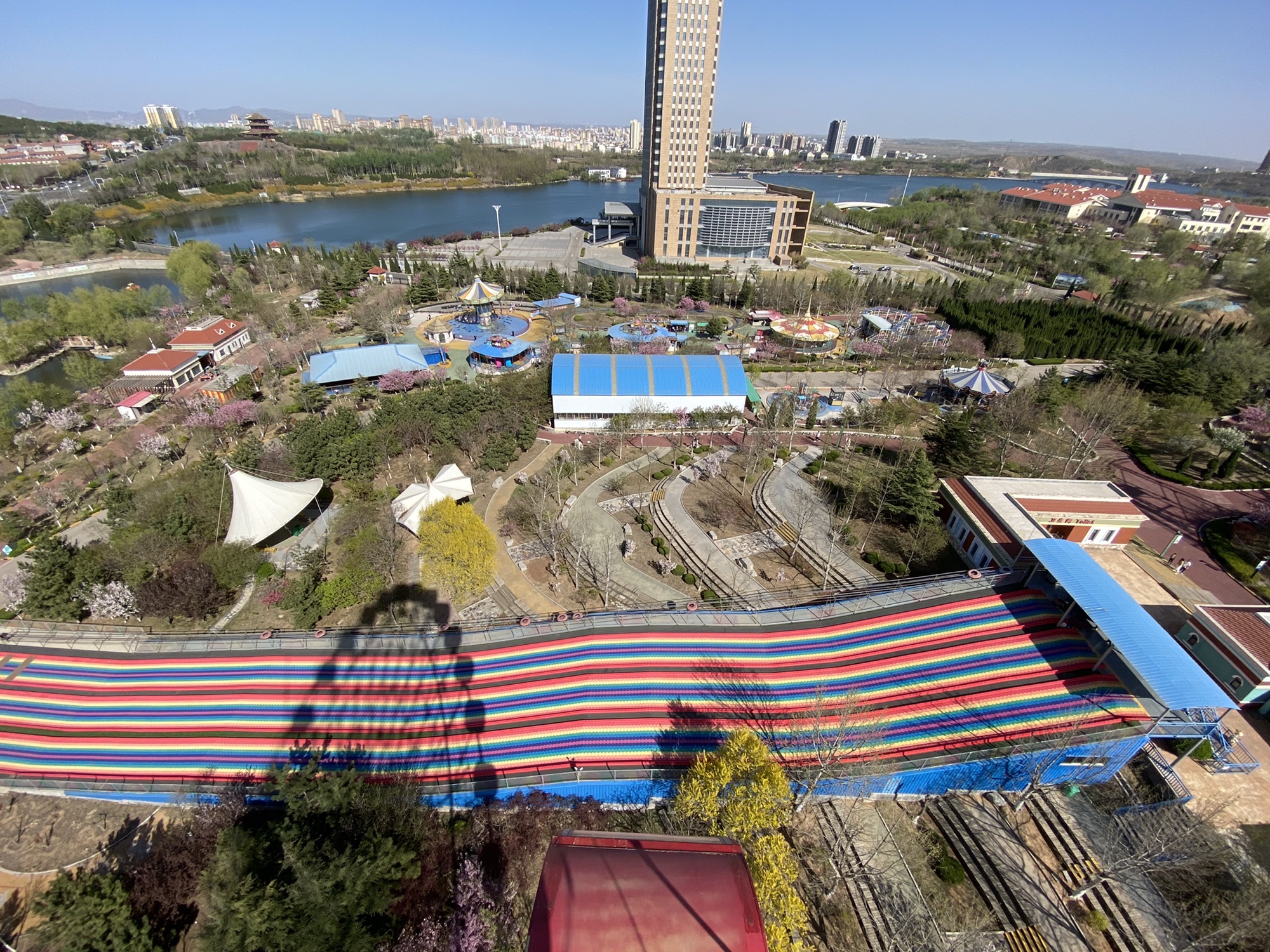 架旗山游乐园