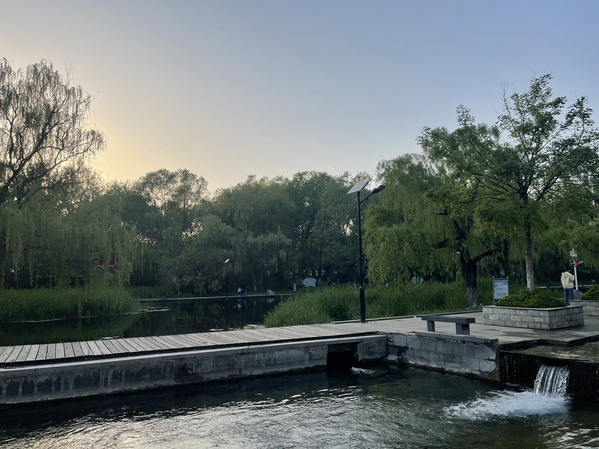 眼明泉旅行图片