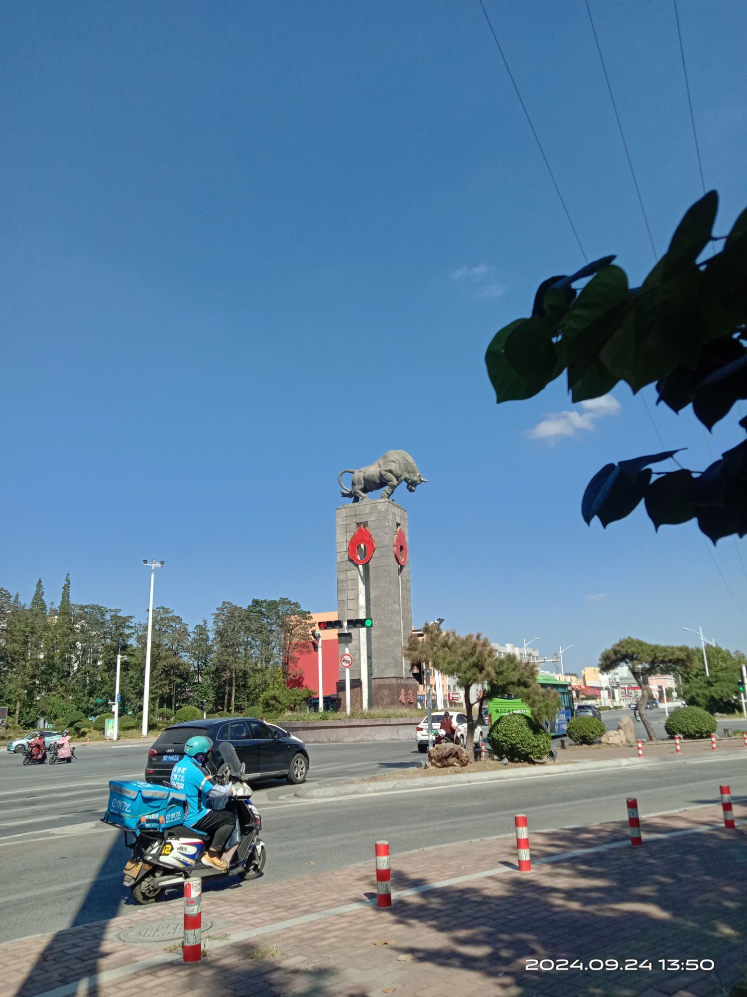 铜牛旅行图片