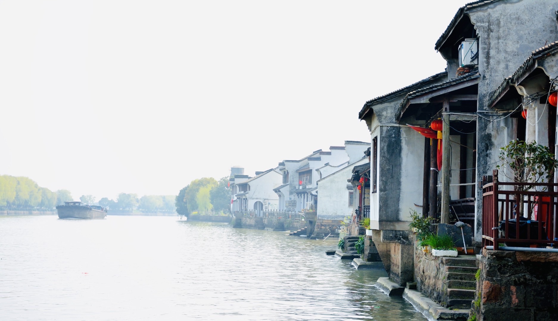 丝绸小镇荻港古村