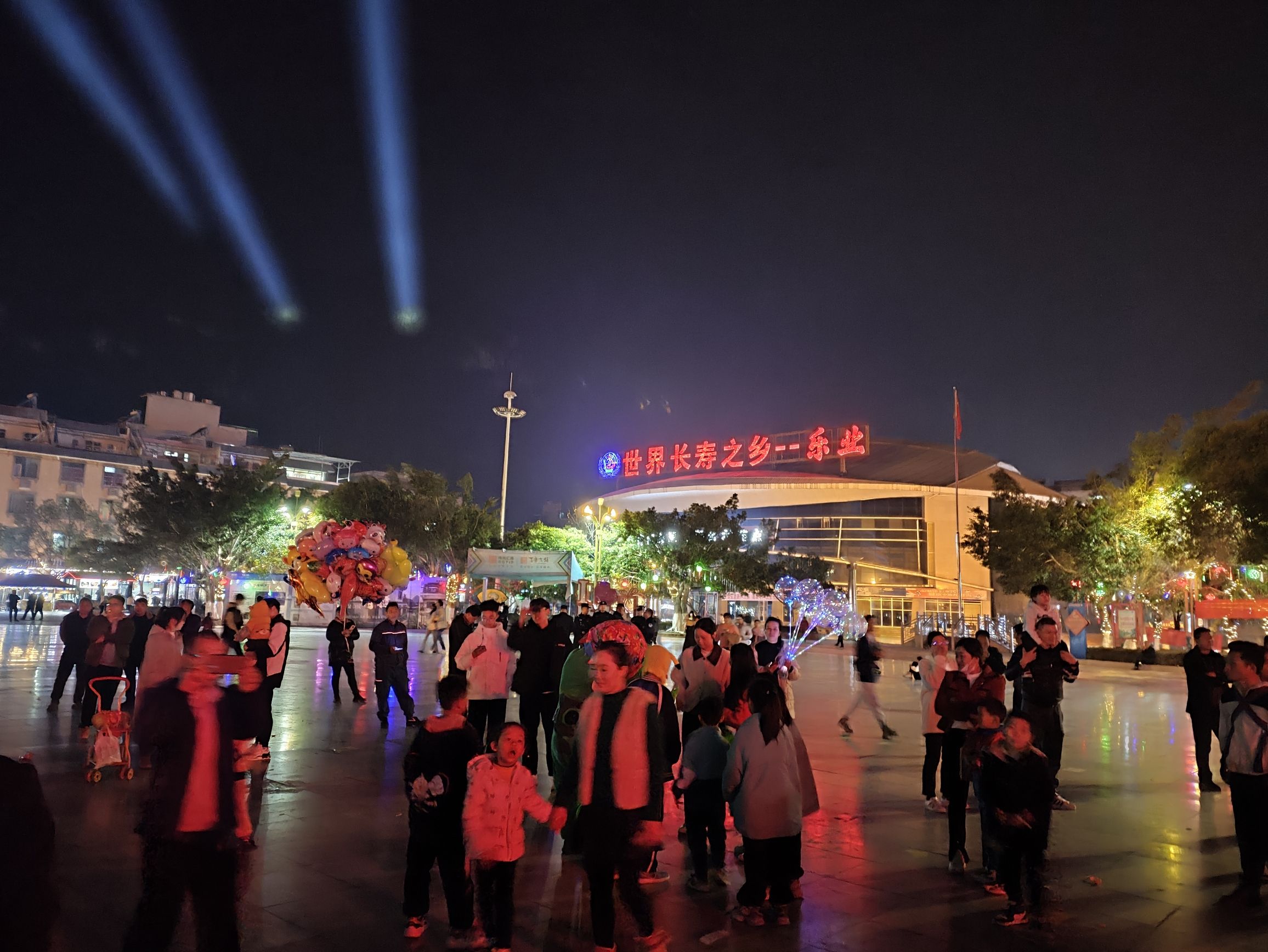 乐业县文化广场旅行图片