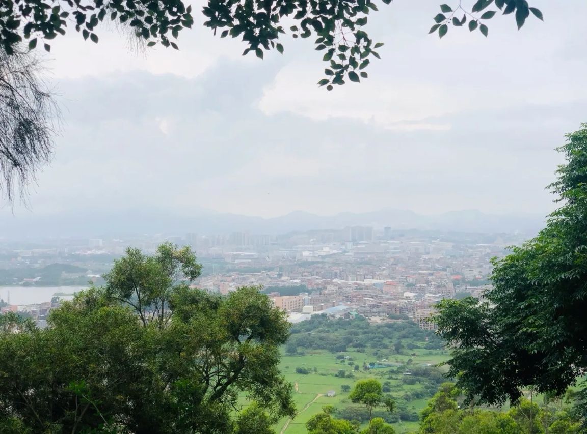 罗裳山生态公园