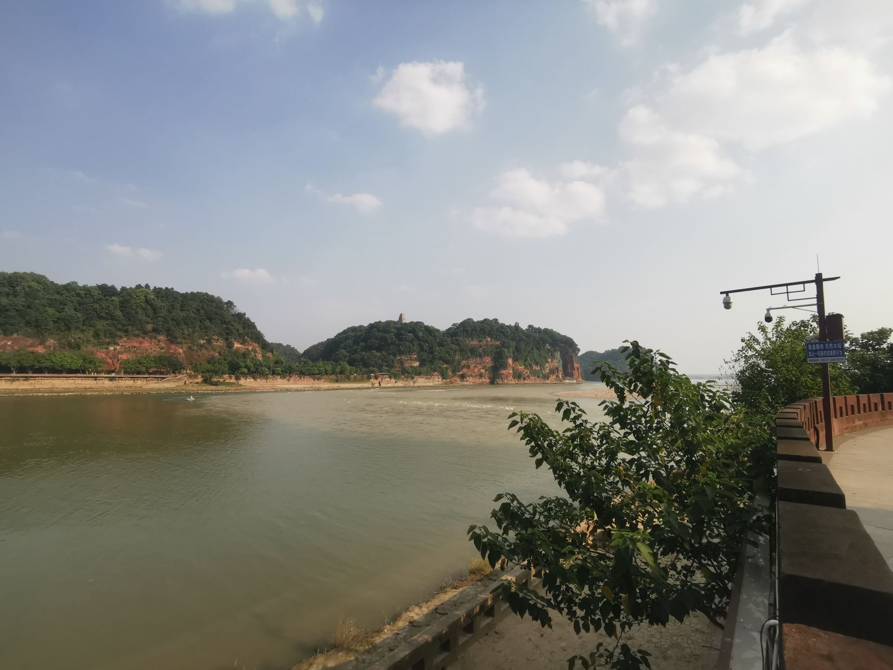 旅游广场