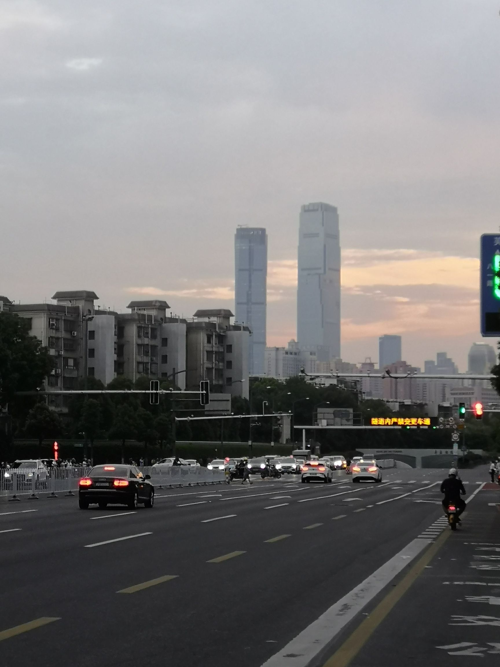 西湖社区法制主题公园