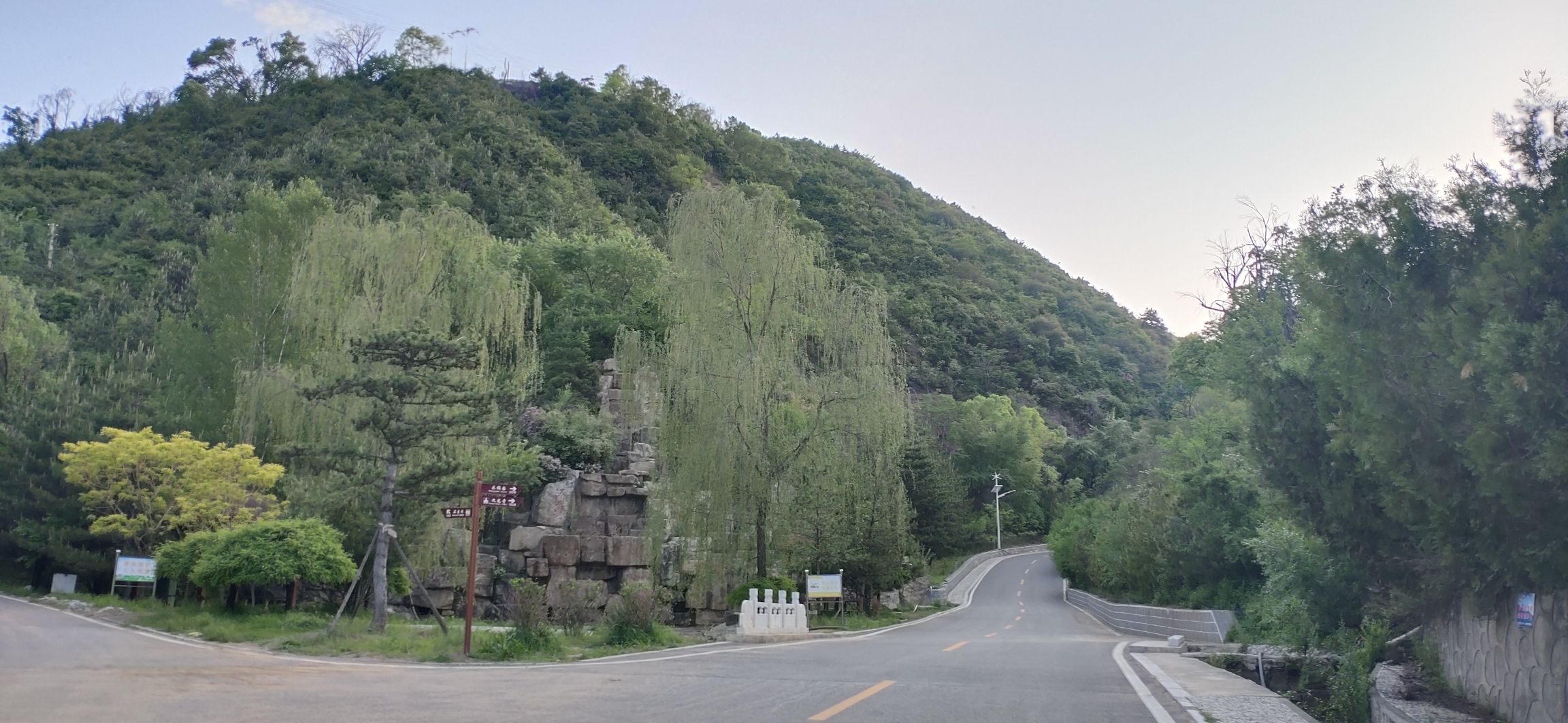 九院狼坡狮子崖生态景区旅行图片