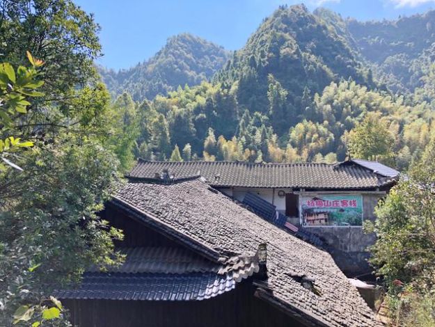 杨梅古寨景区