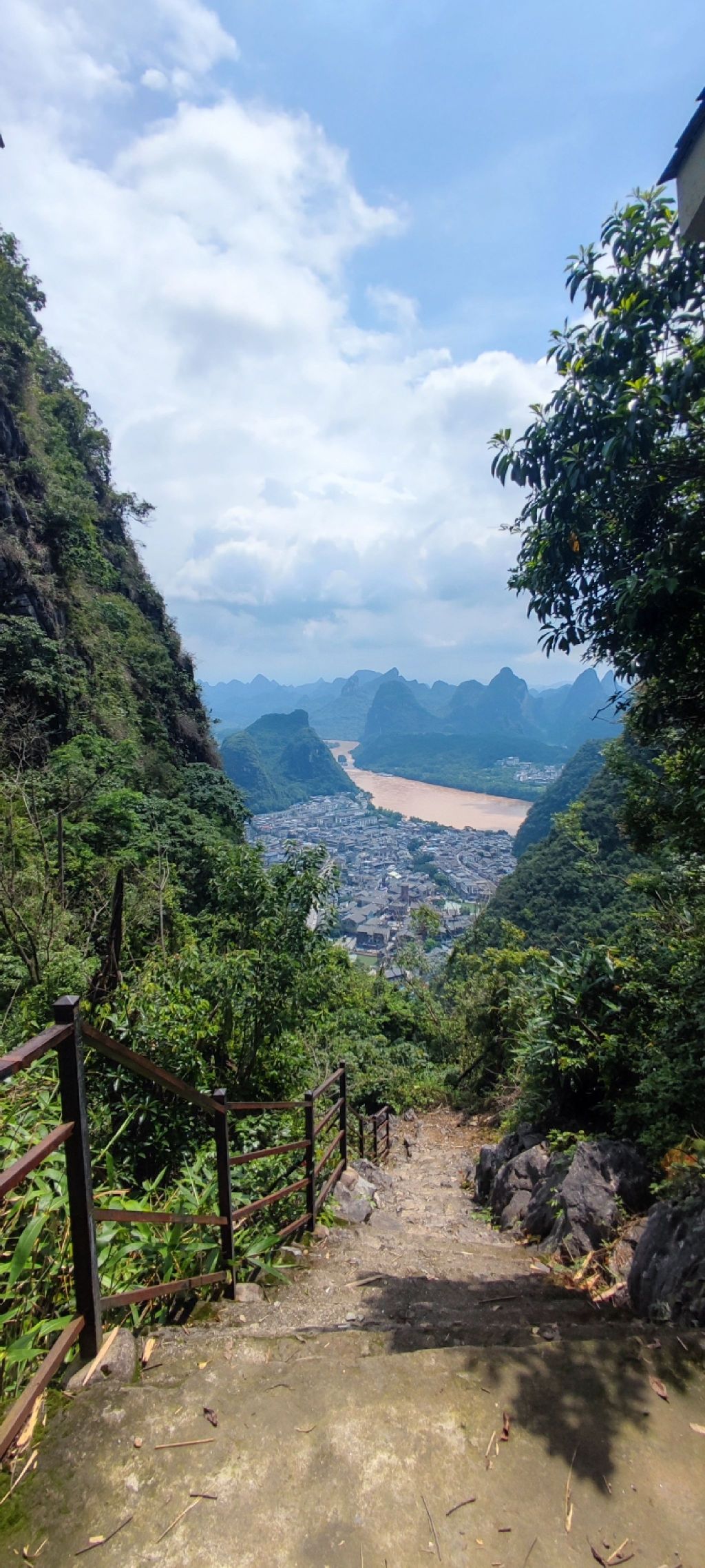 阳朔电视塔旅行图片