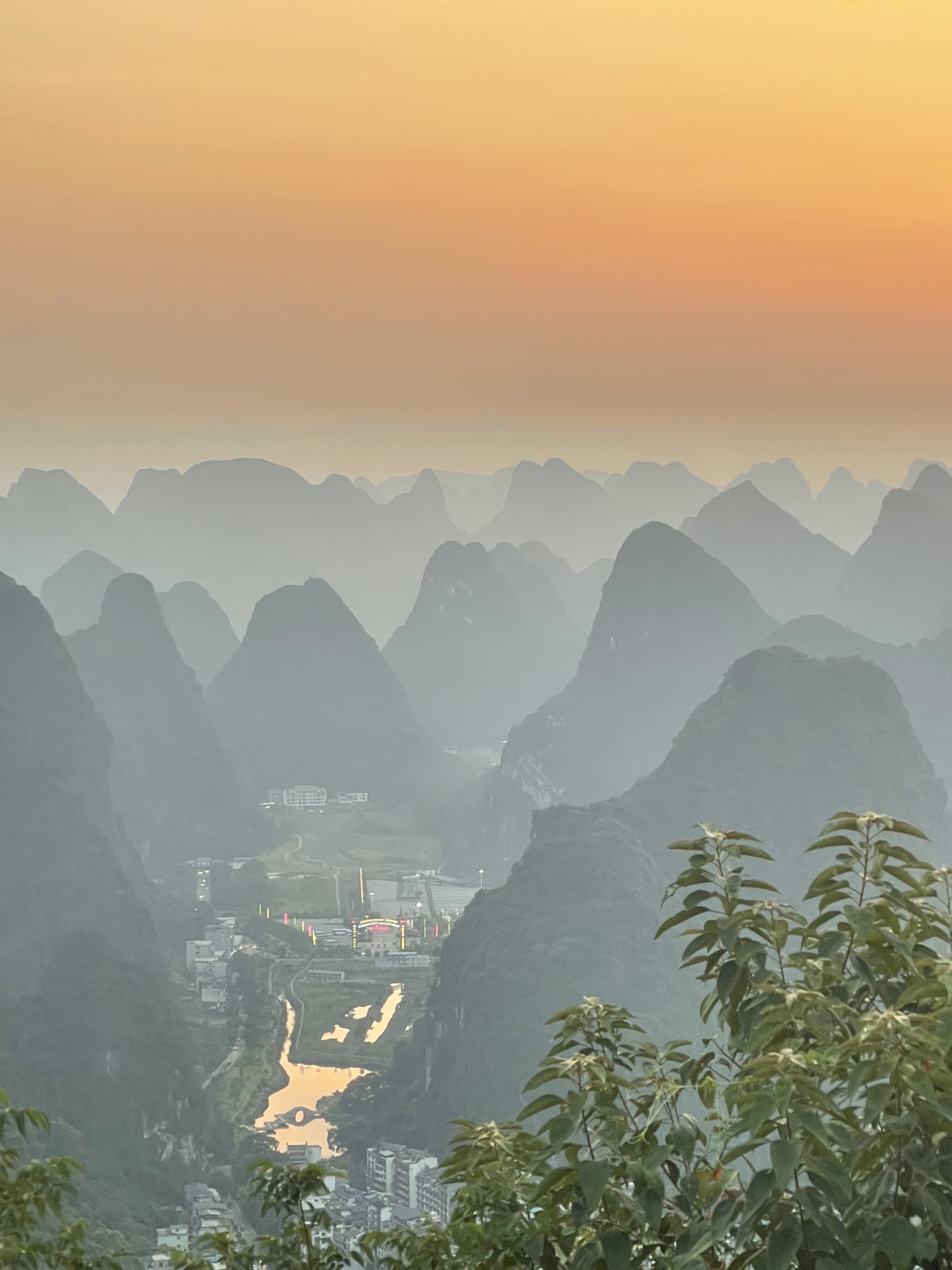 阳朔电视塔旅行图片