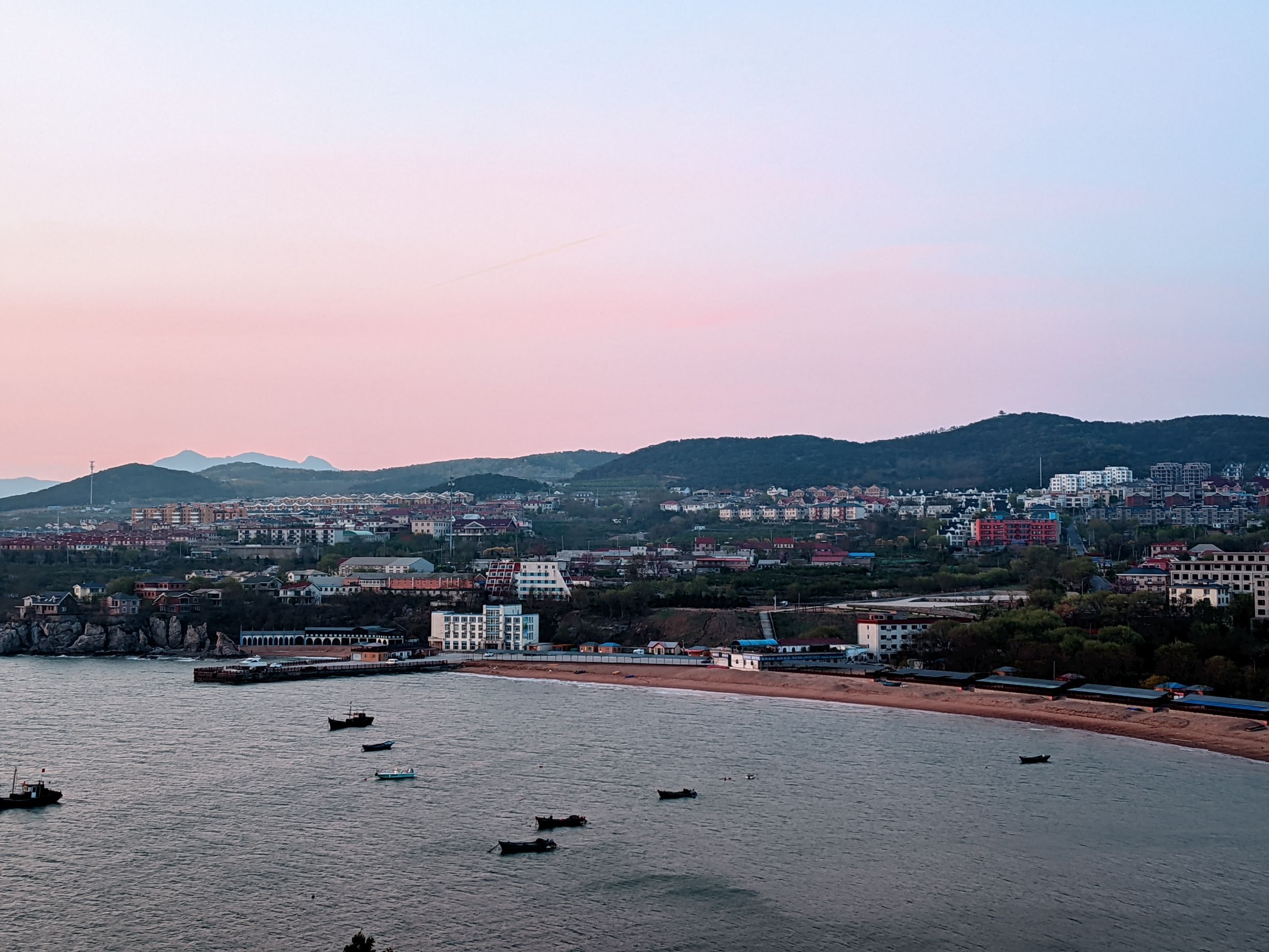大黑石荧光海岸浴场