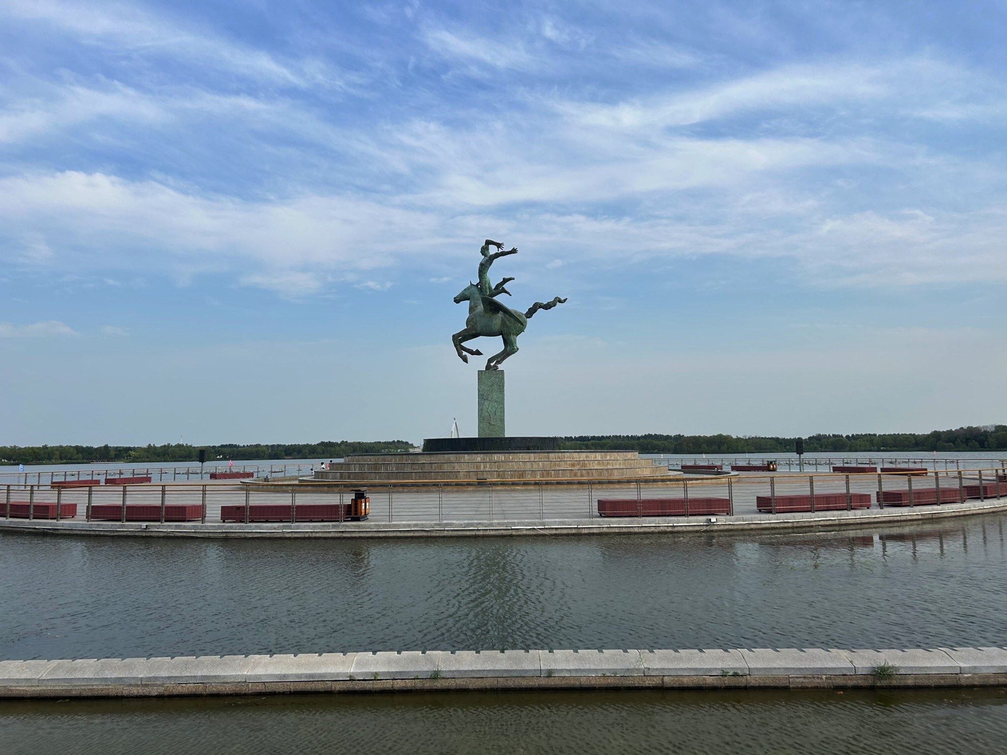 鹤鸣湖公园旅行图片