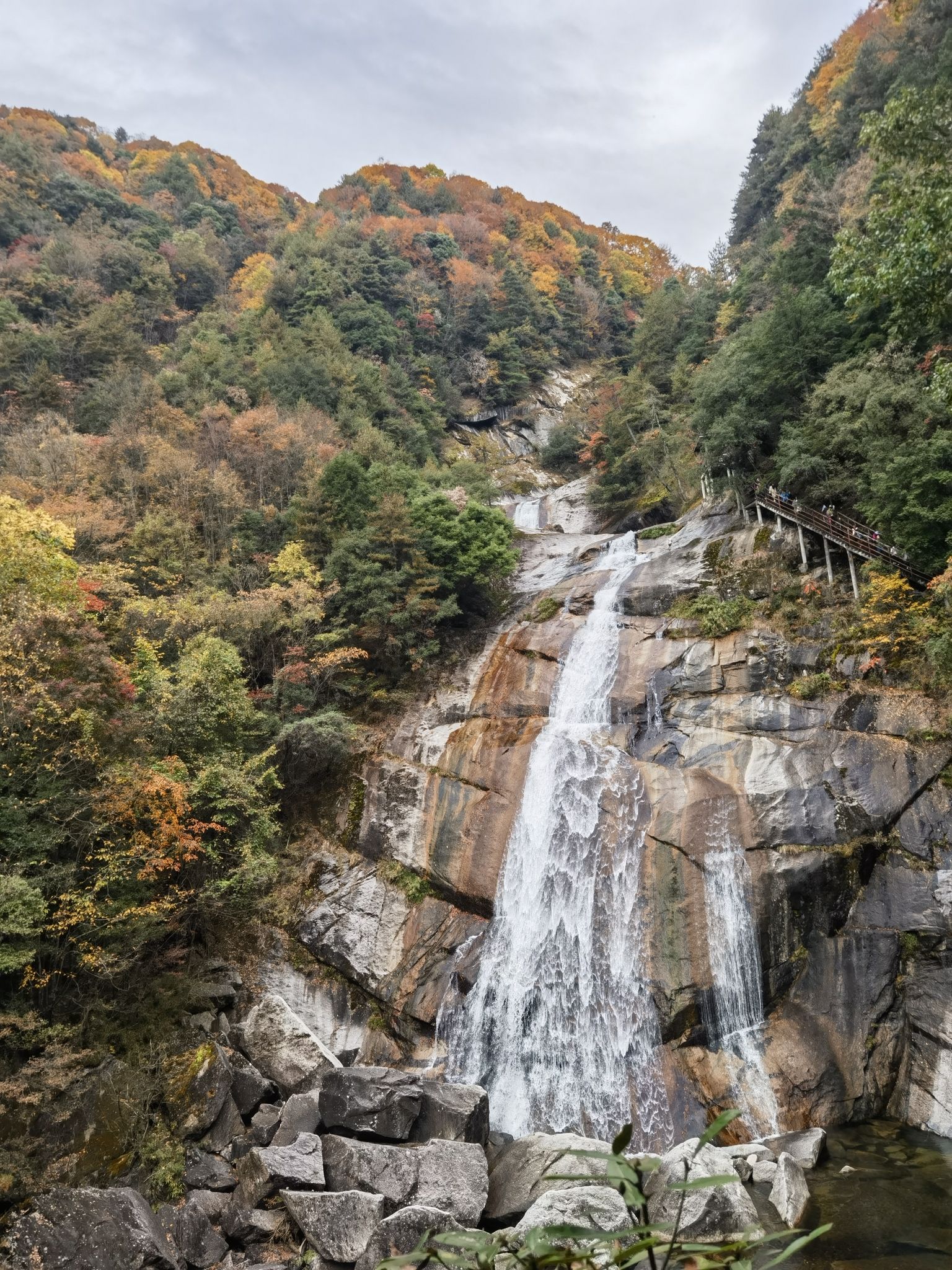 十八月潭景区