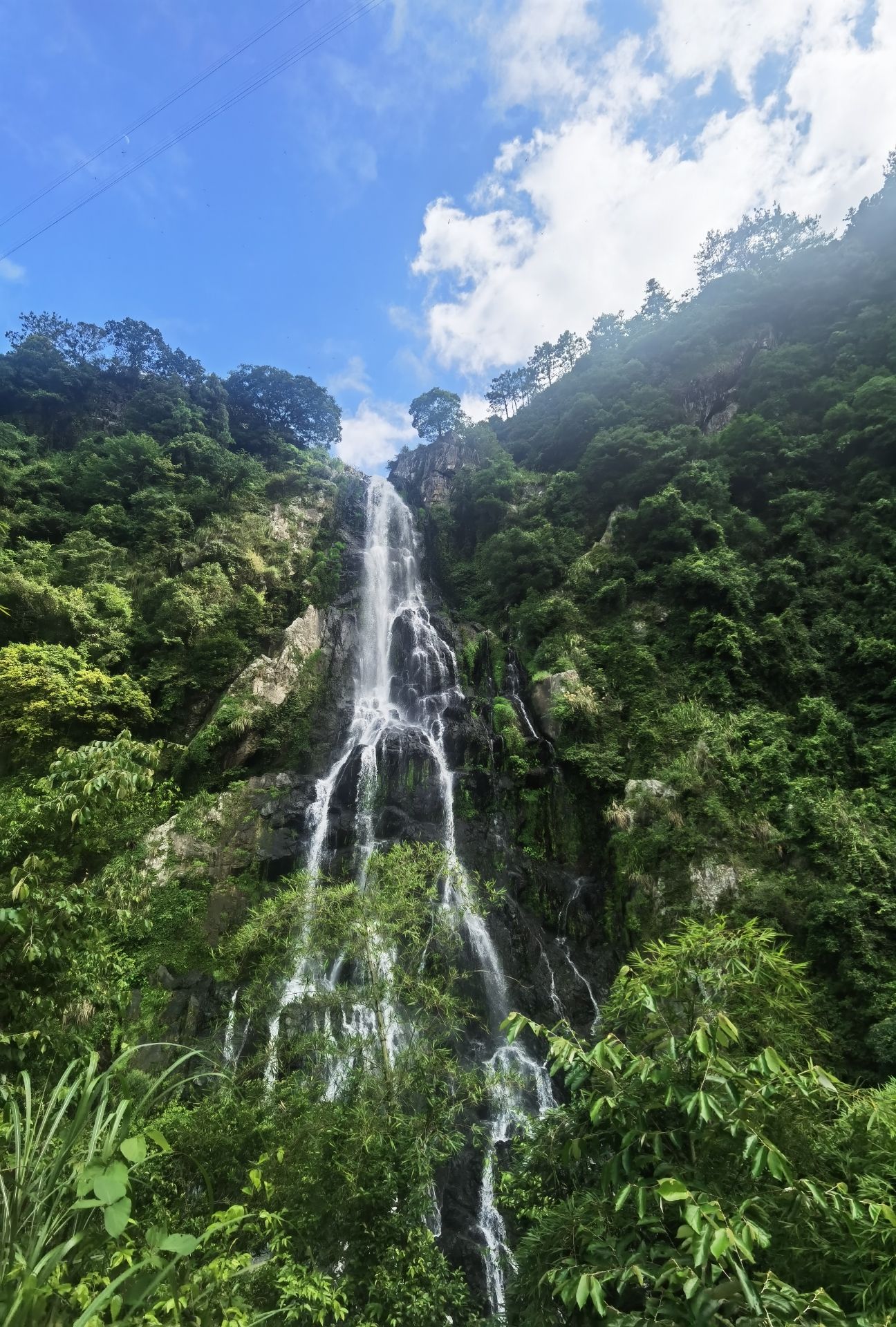 虹山瀑布旅行图片