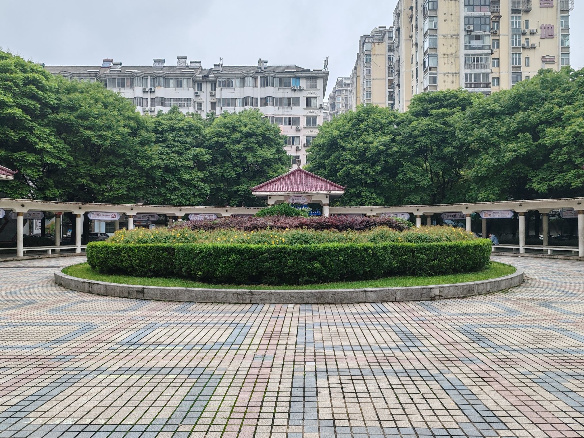 陈家湾广场