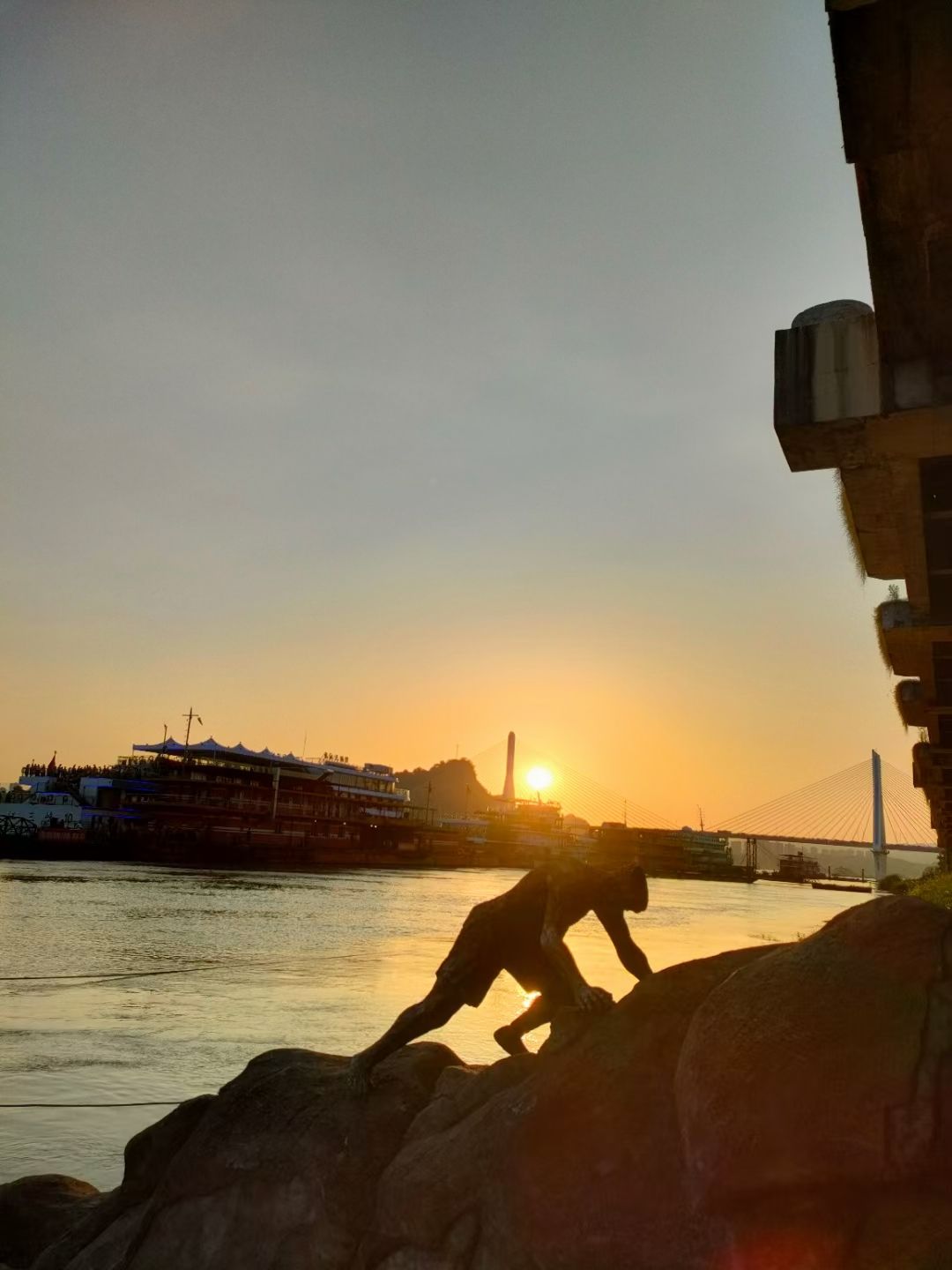 交运长江夜游旅行图片
