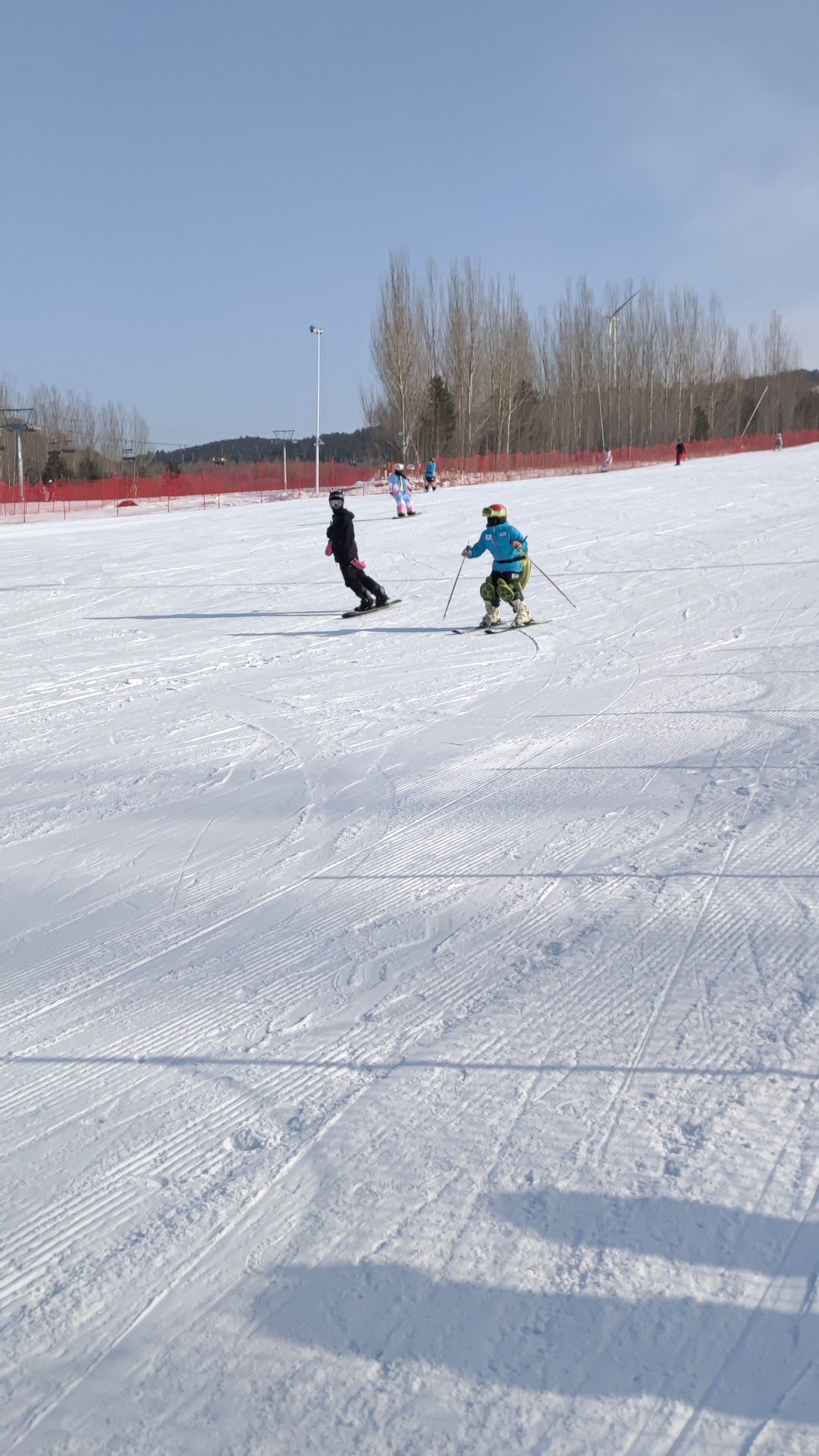 奥悦碾子山滑雪场旅行图片