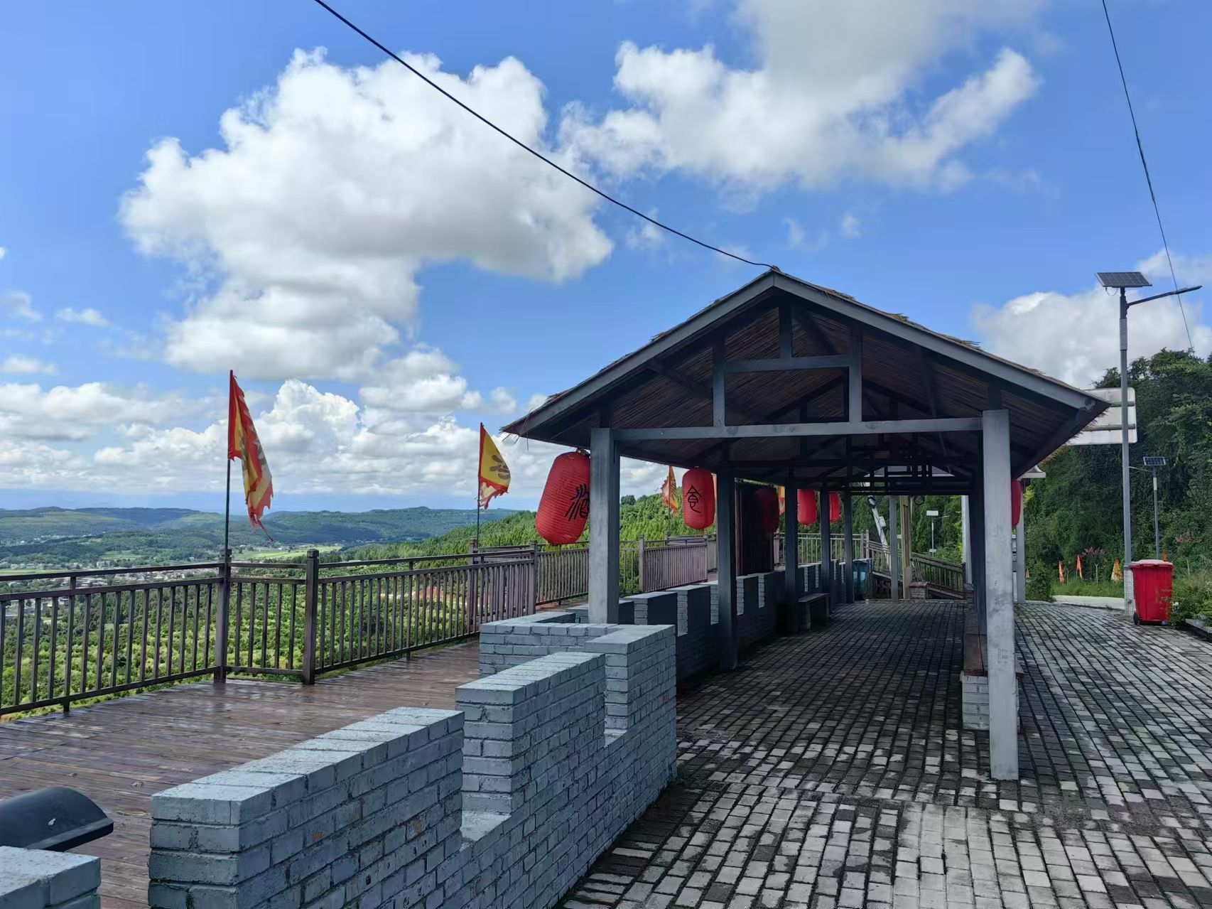卧龙山风景区