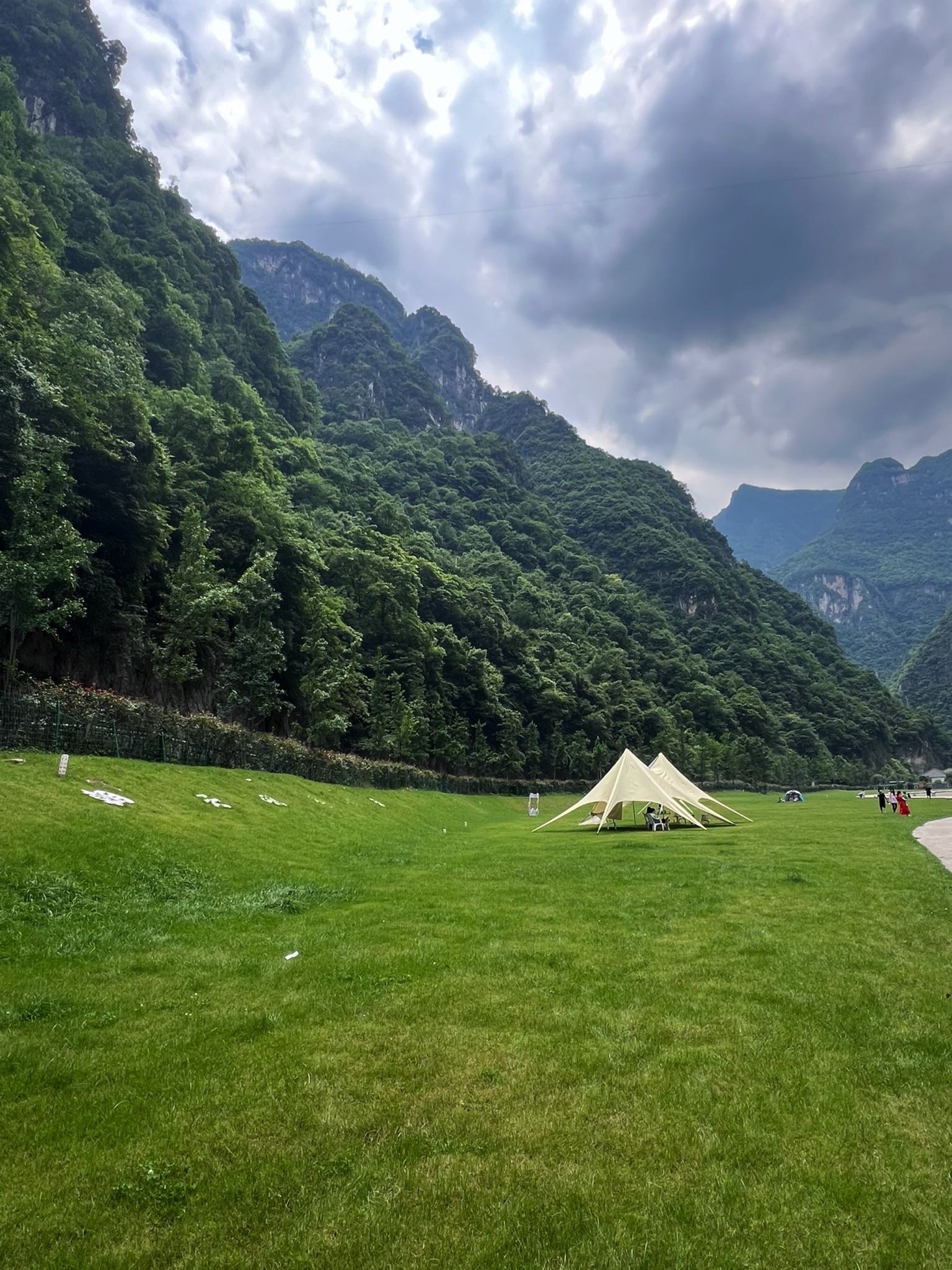 高岚大峡谷旅游度假区