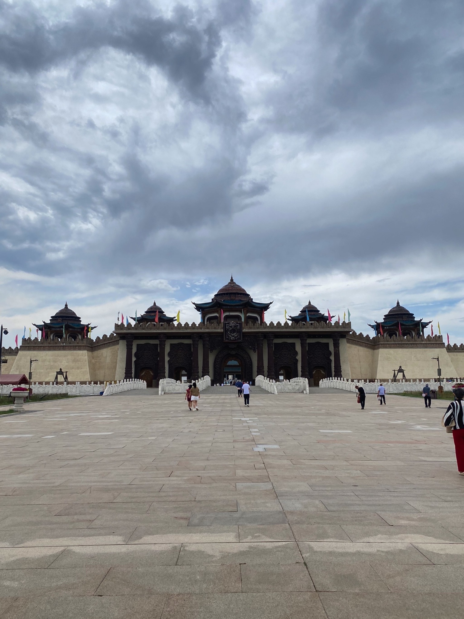 鄂尔多斯文化产业园旅行图片
