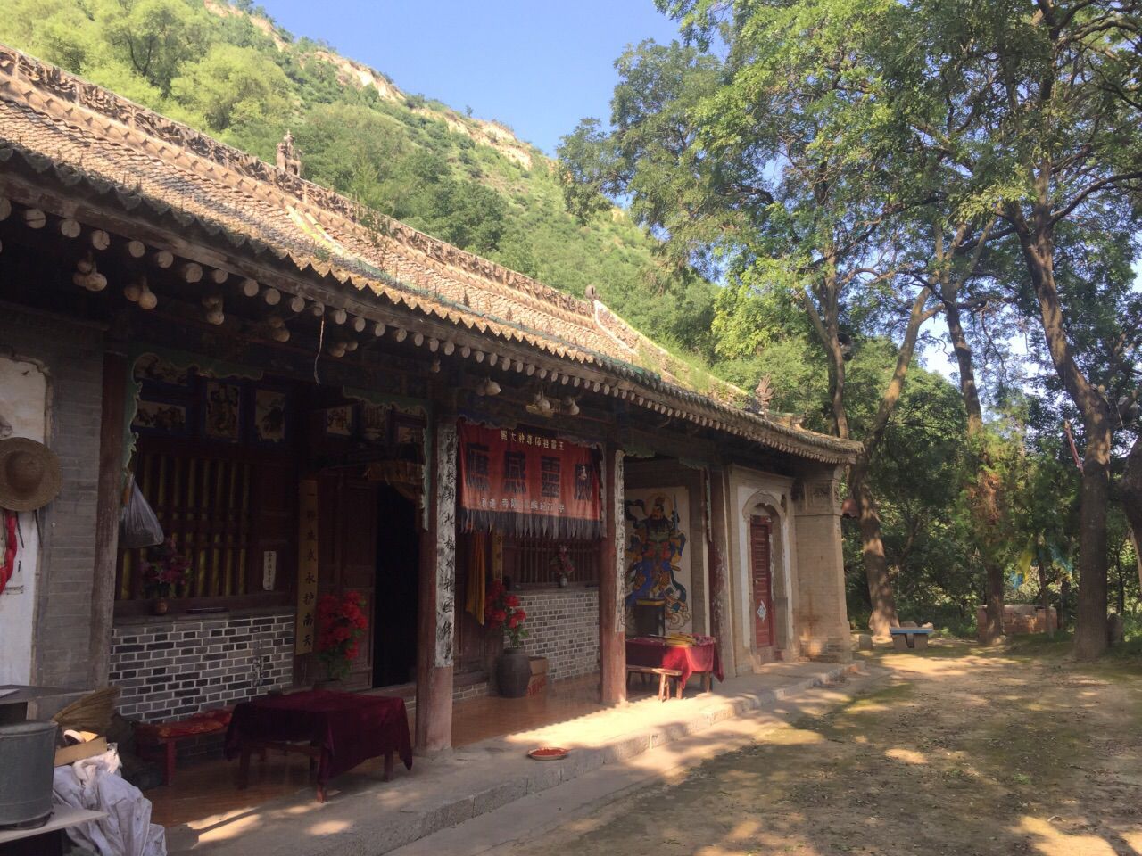 龙隐寺