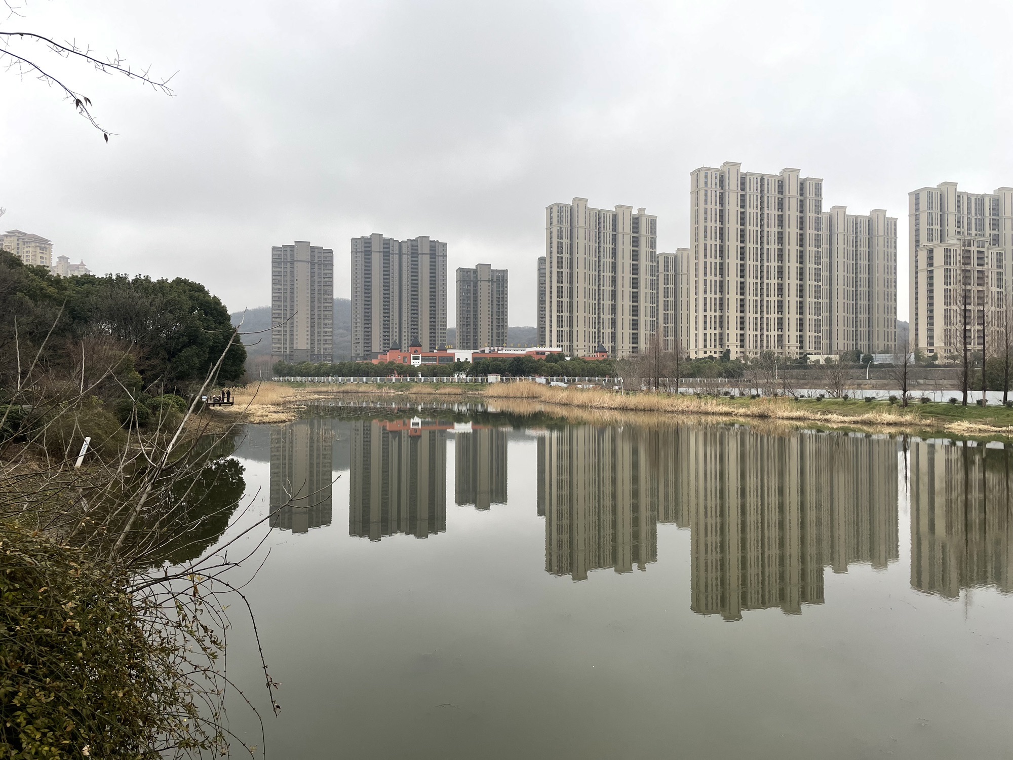 滨河公园