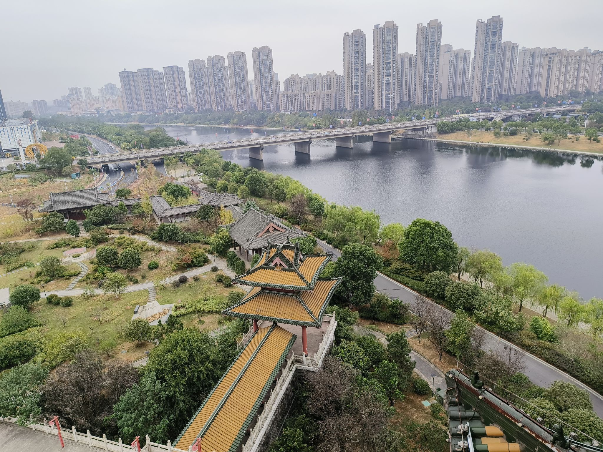 多胜楼旅行图片