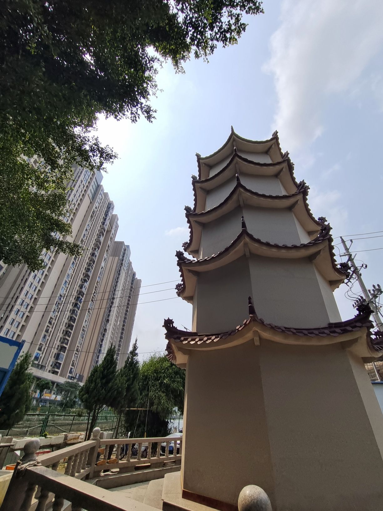 宝山塔