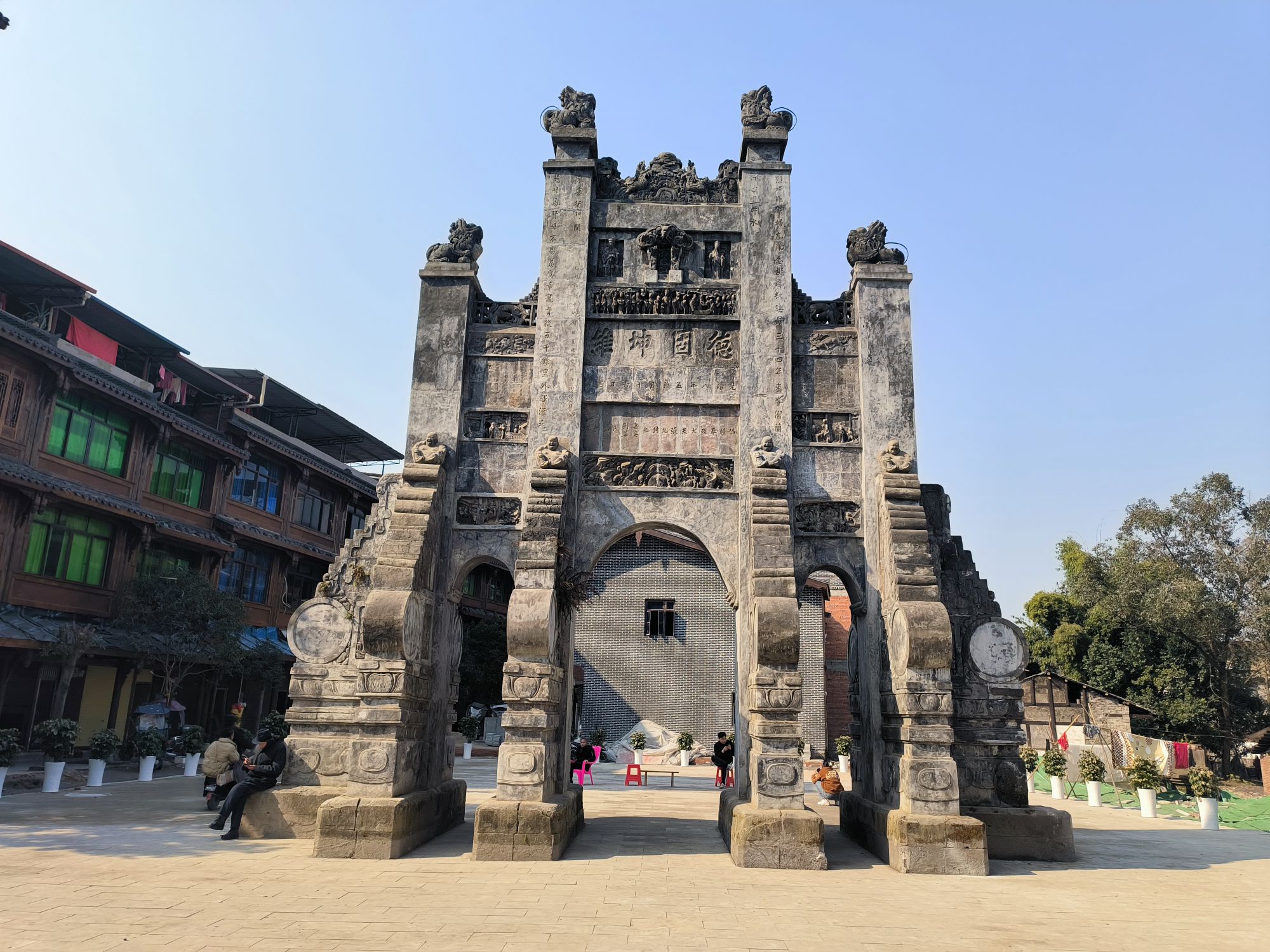 任市陶牌坊