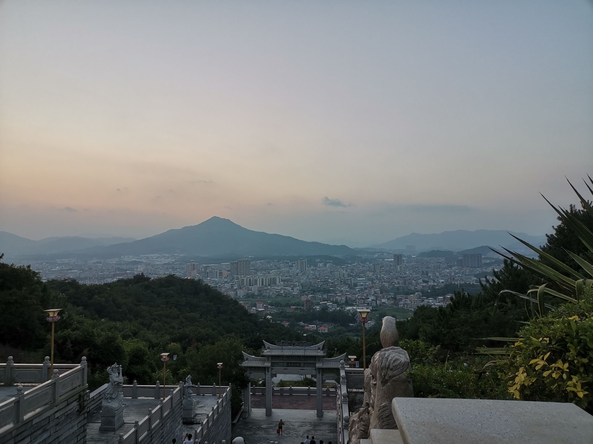 洪濑清水岩