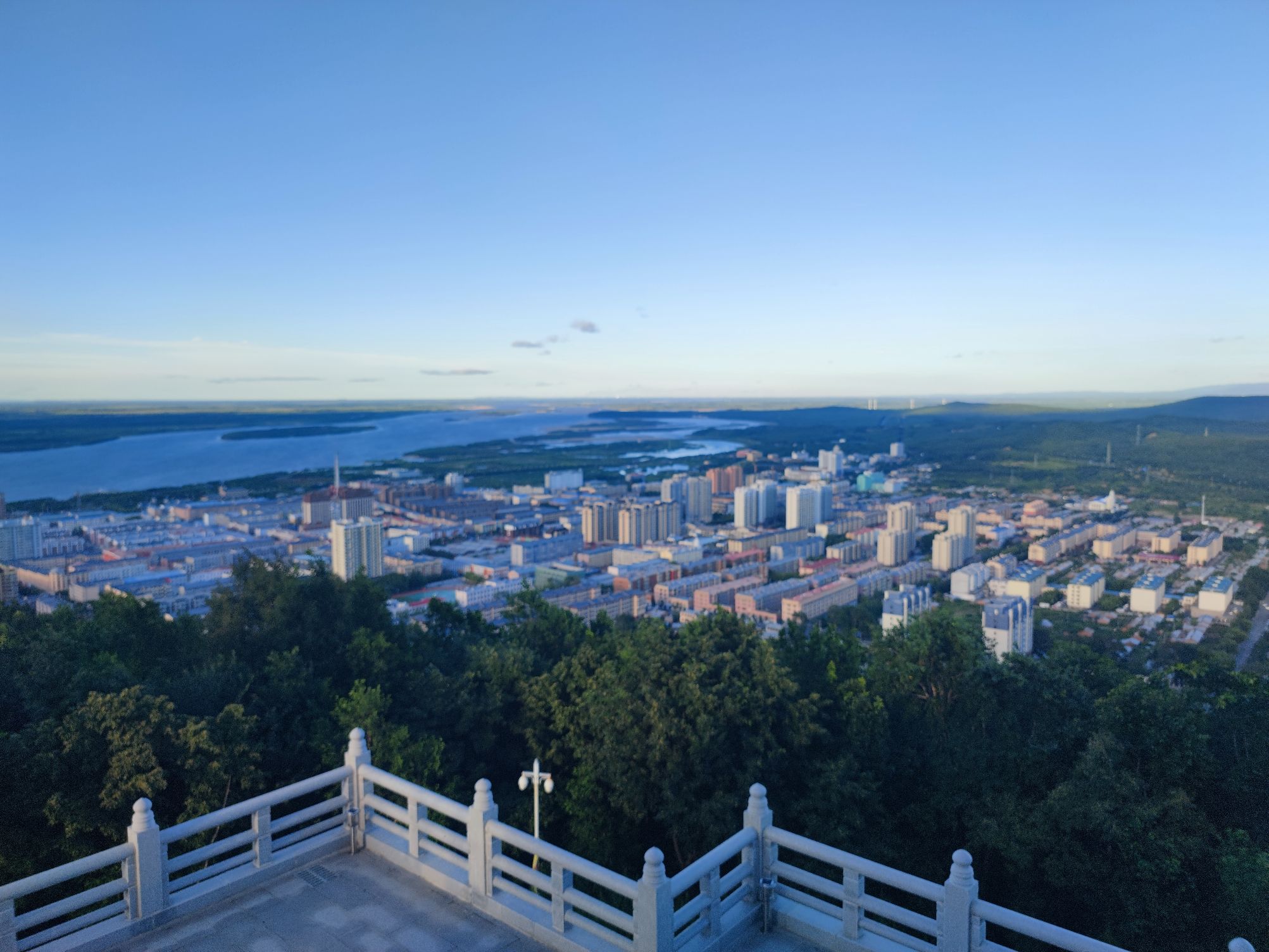 东极阁