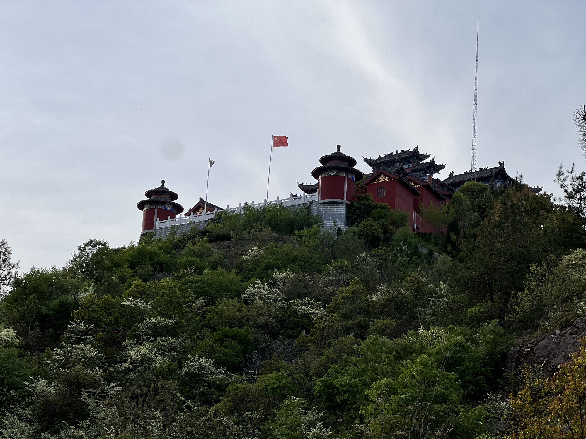 九龙山南天门