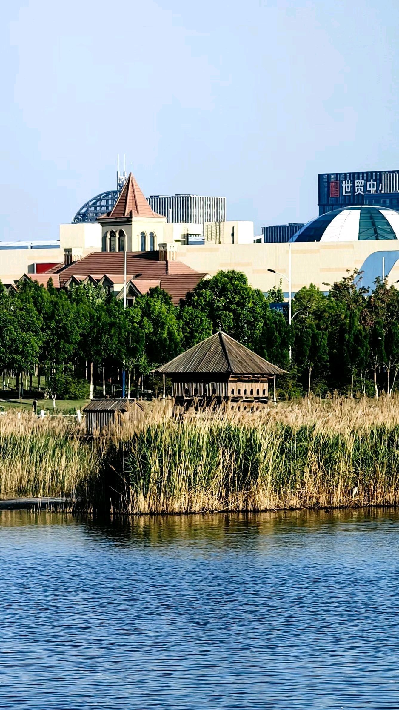 秋月湖公园