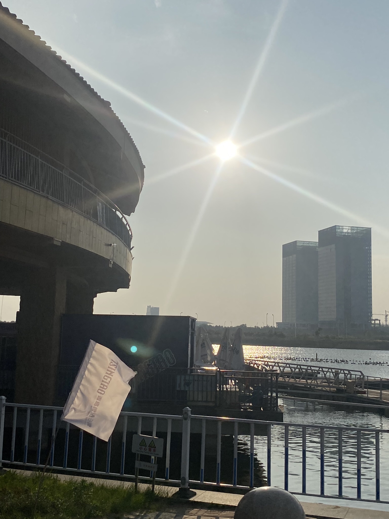 文昌湖筑梦广场