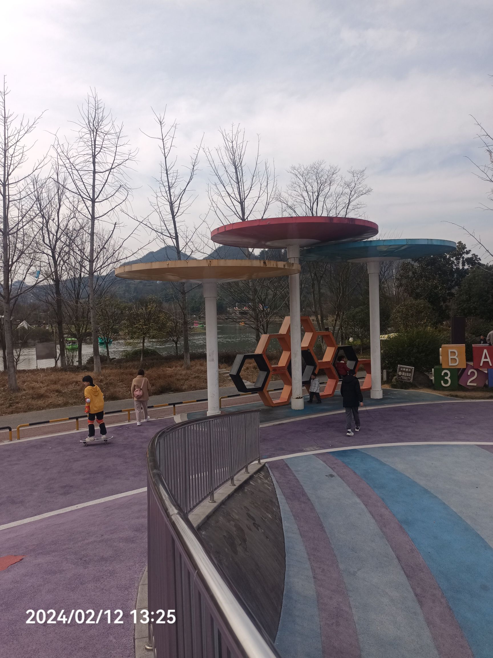 鸣庄潭湿地公园