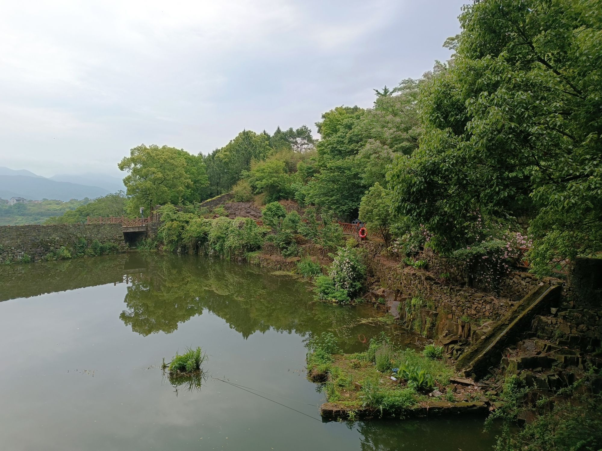 许家山