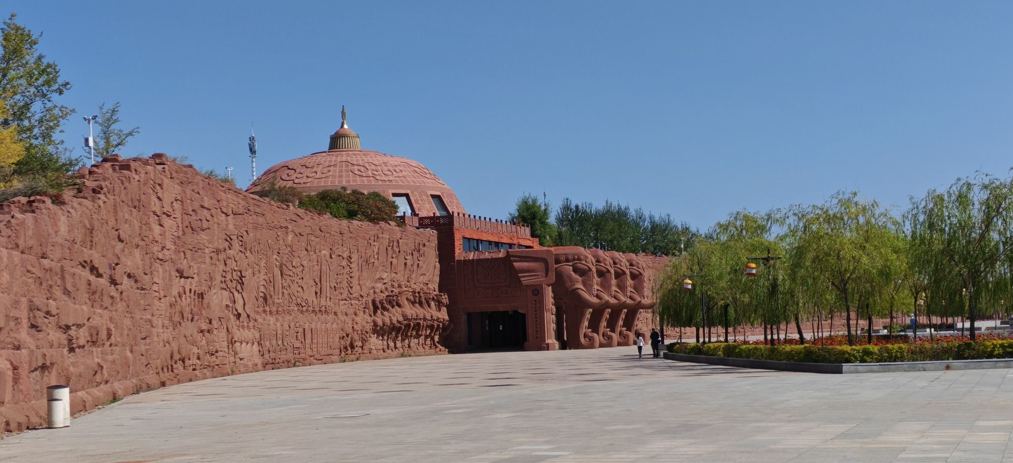 乌兰木伦石窟旅行图片