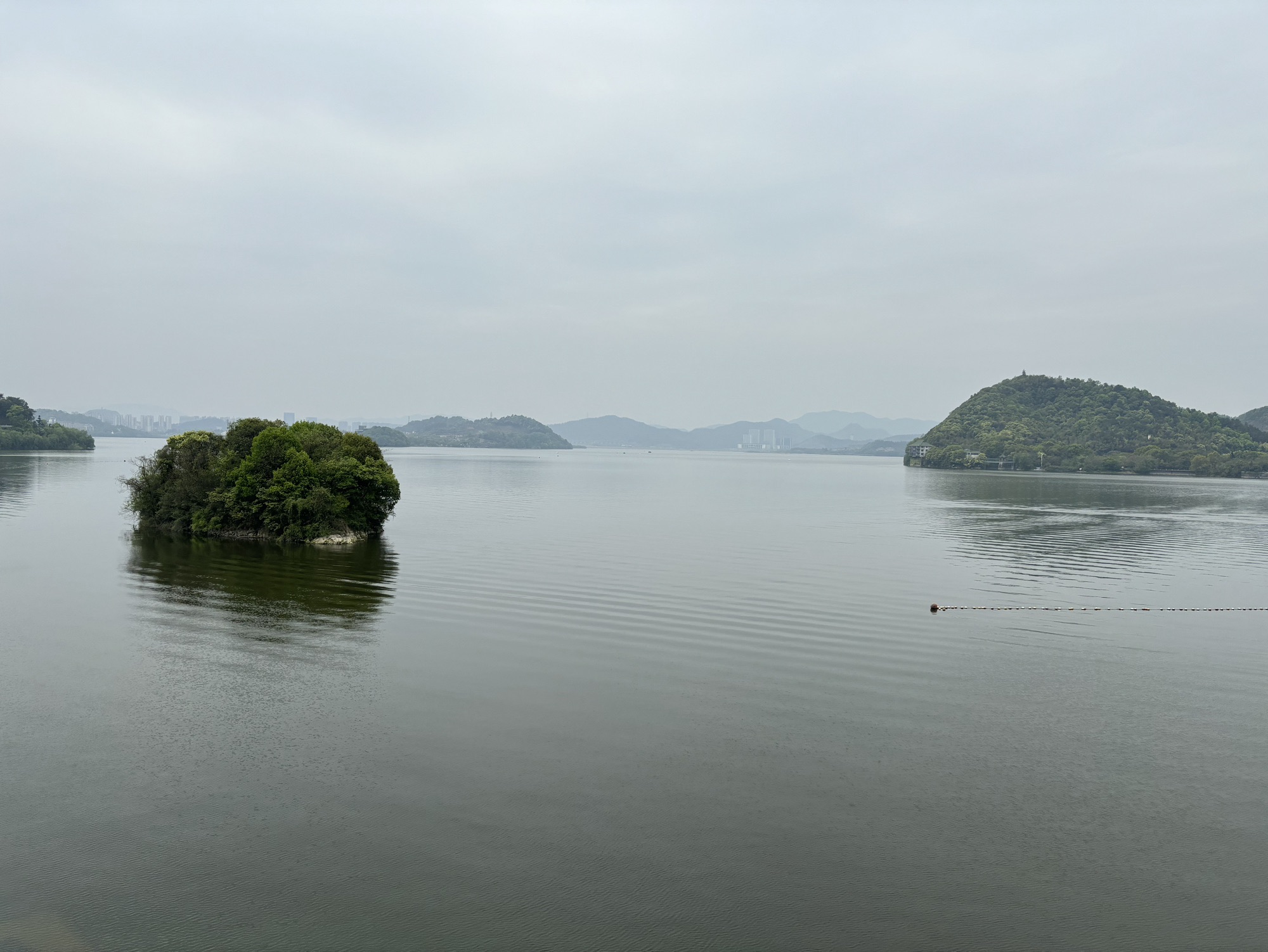 青山湖绿道旅行图片