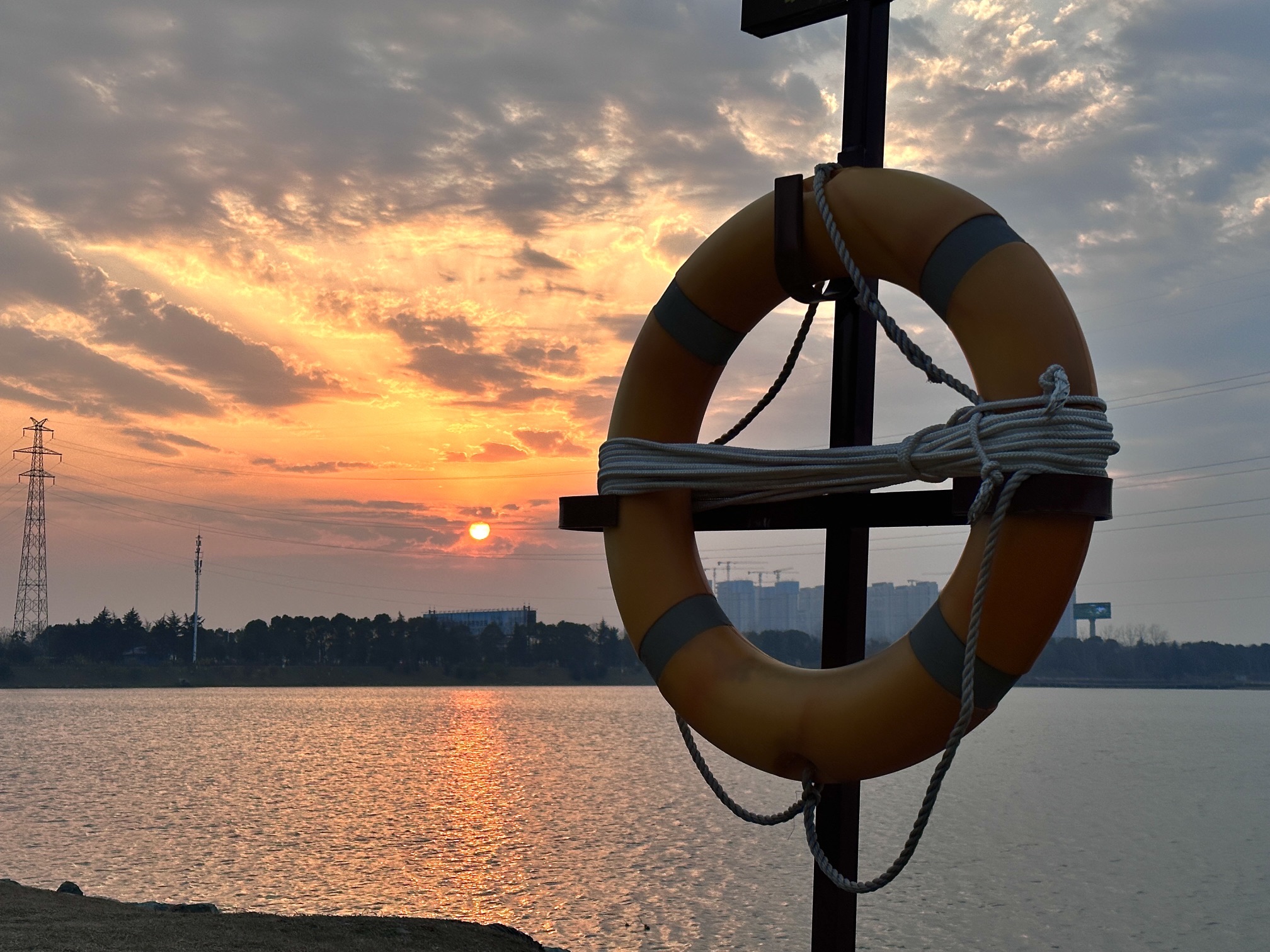 东风湖生态公园旅行图片