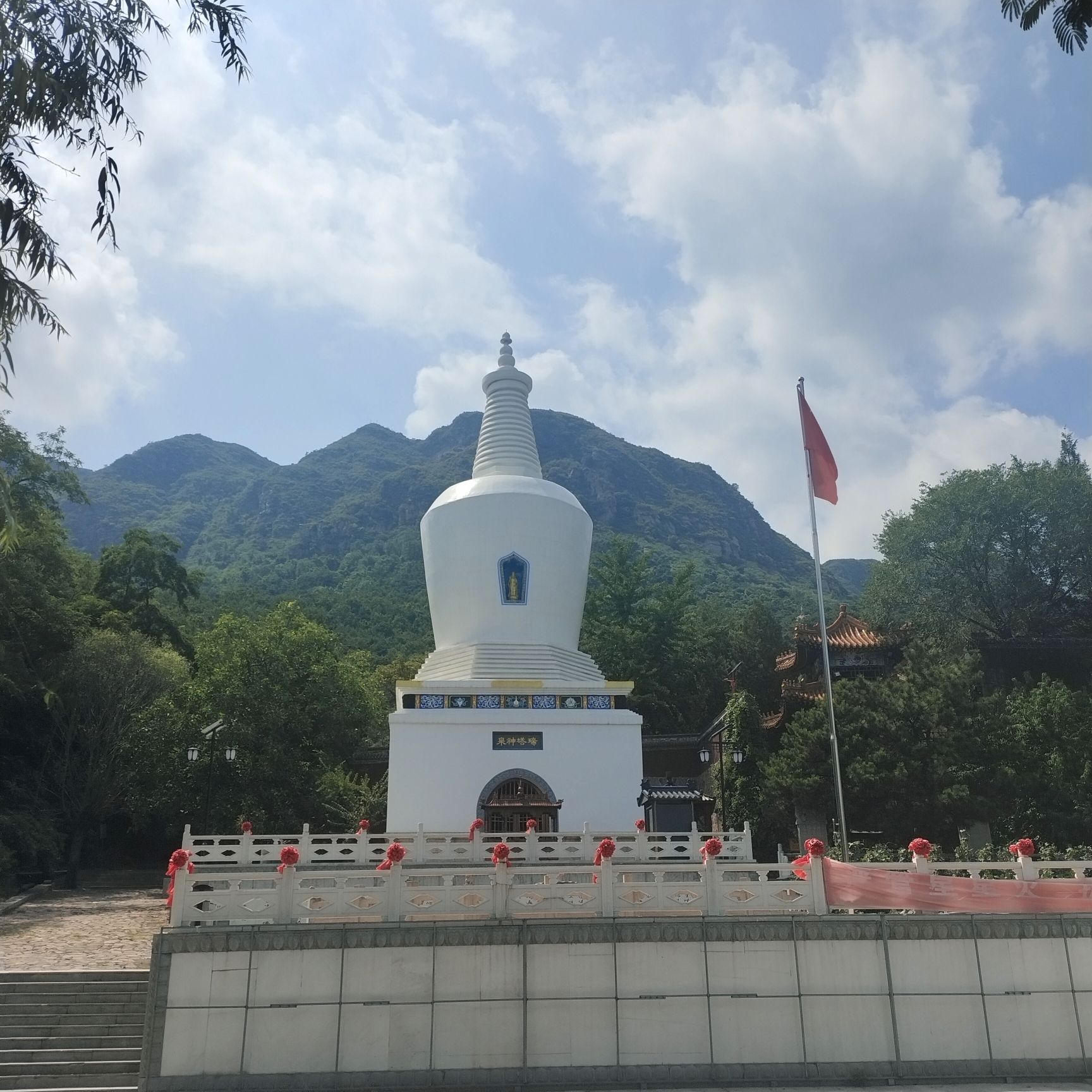 灵山白塔寺旅行图片