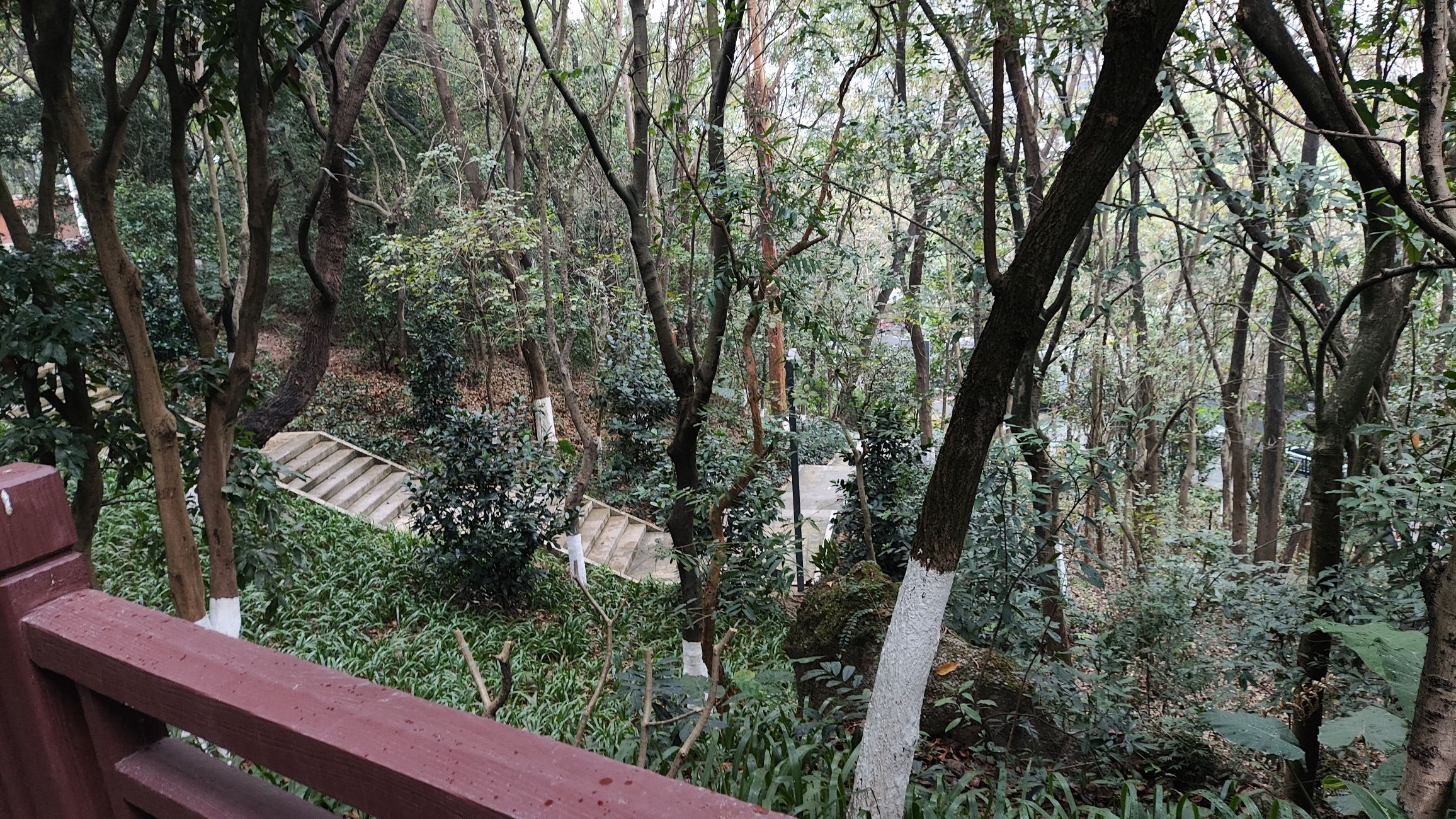 边岗岭公园