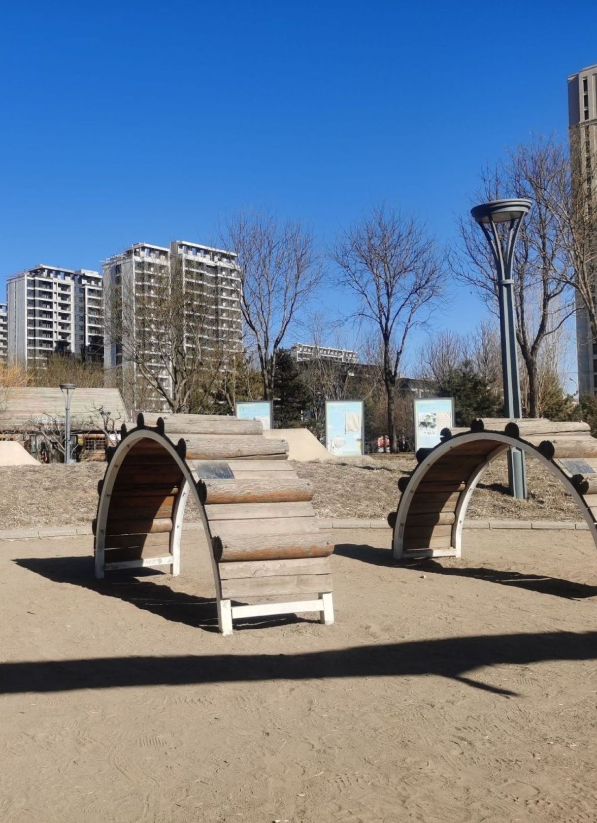 儿童公园旅行图片