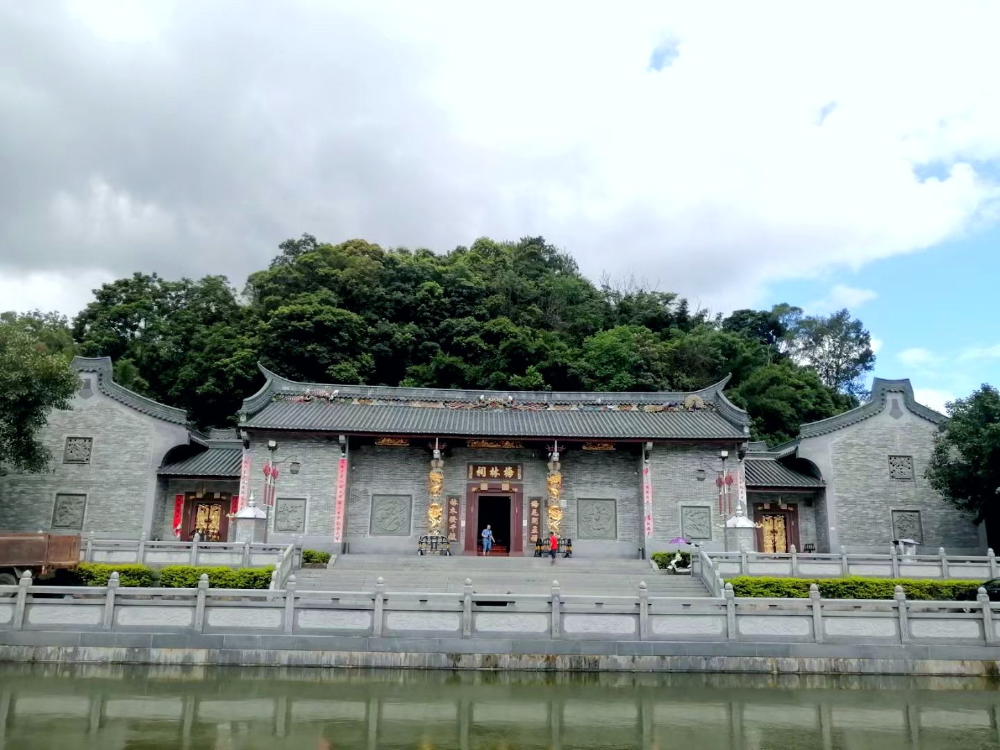 上砂梅林祠