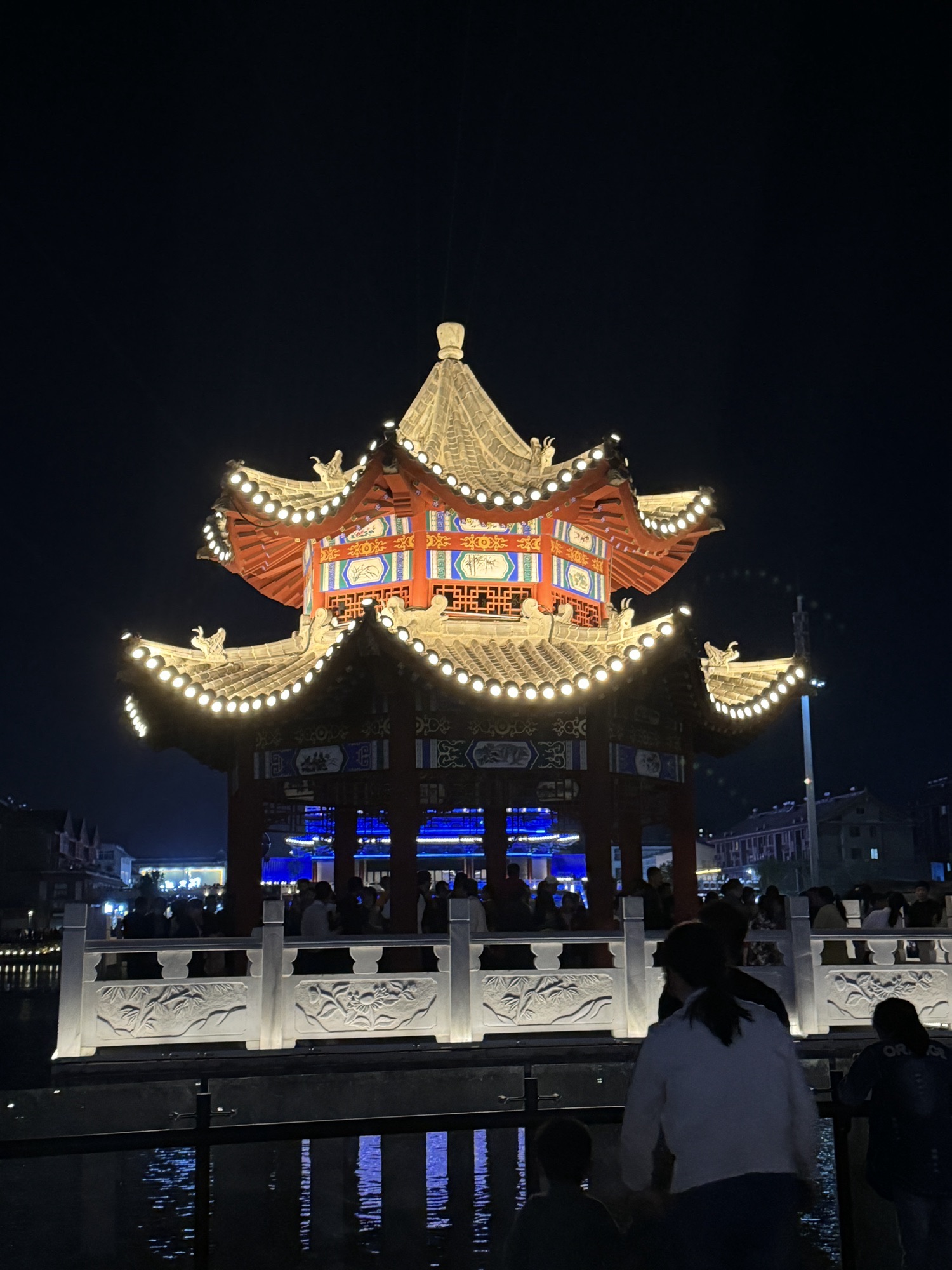 紫汇湖
