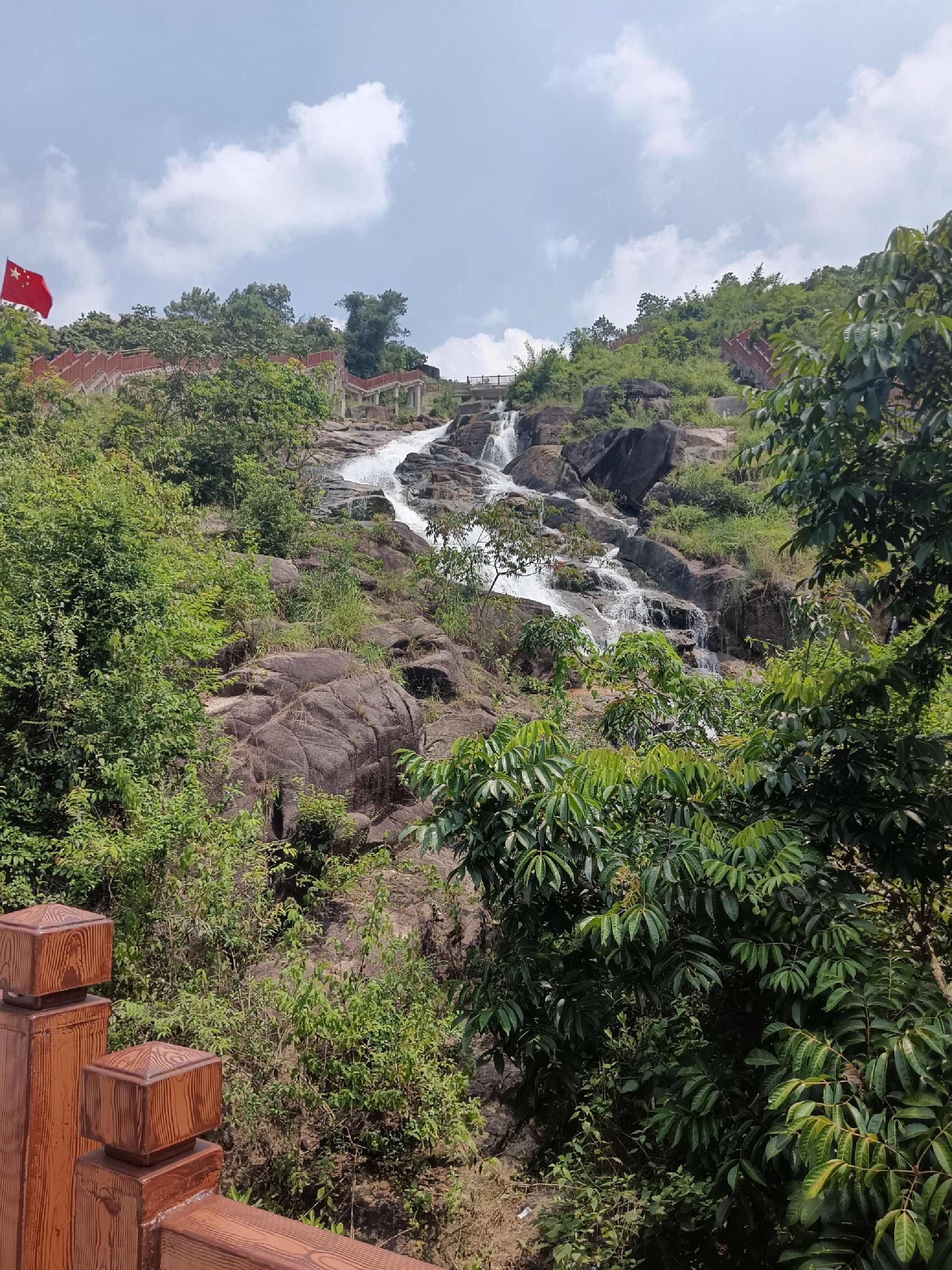 银潭飞瀑旅行图片